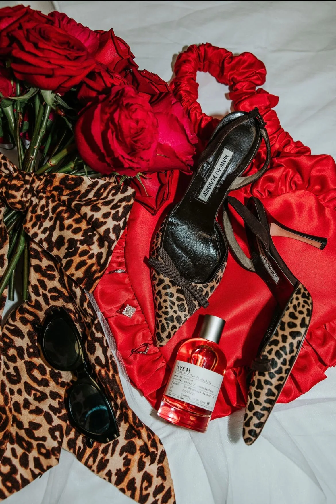 Leopard print and red and pink cartoon bouquet