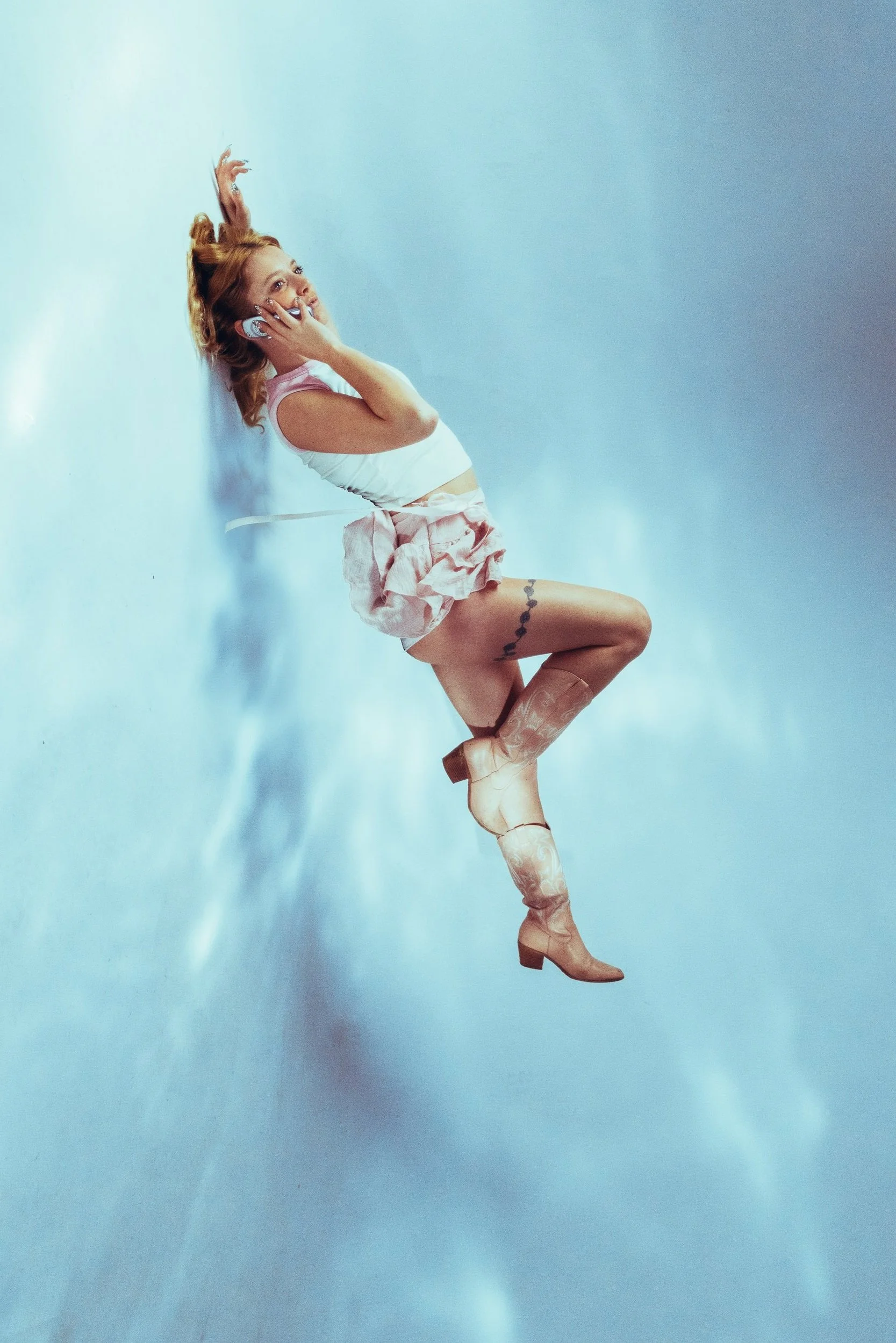 240503_JemmaStudio_floating_+0001.jpg