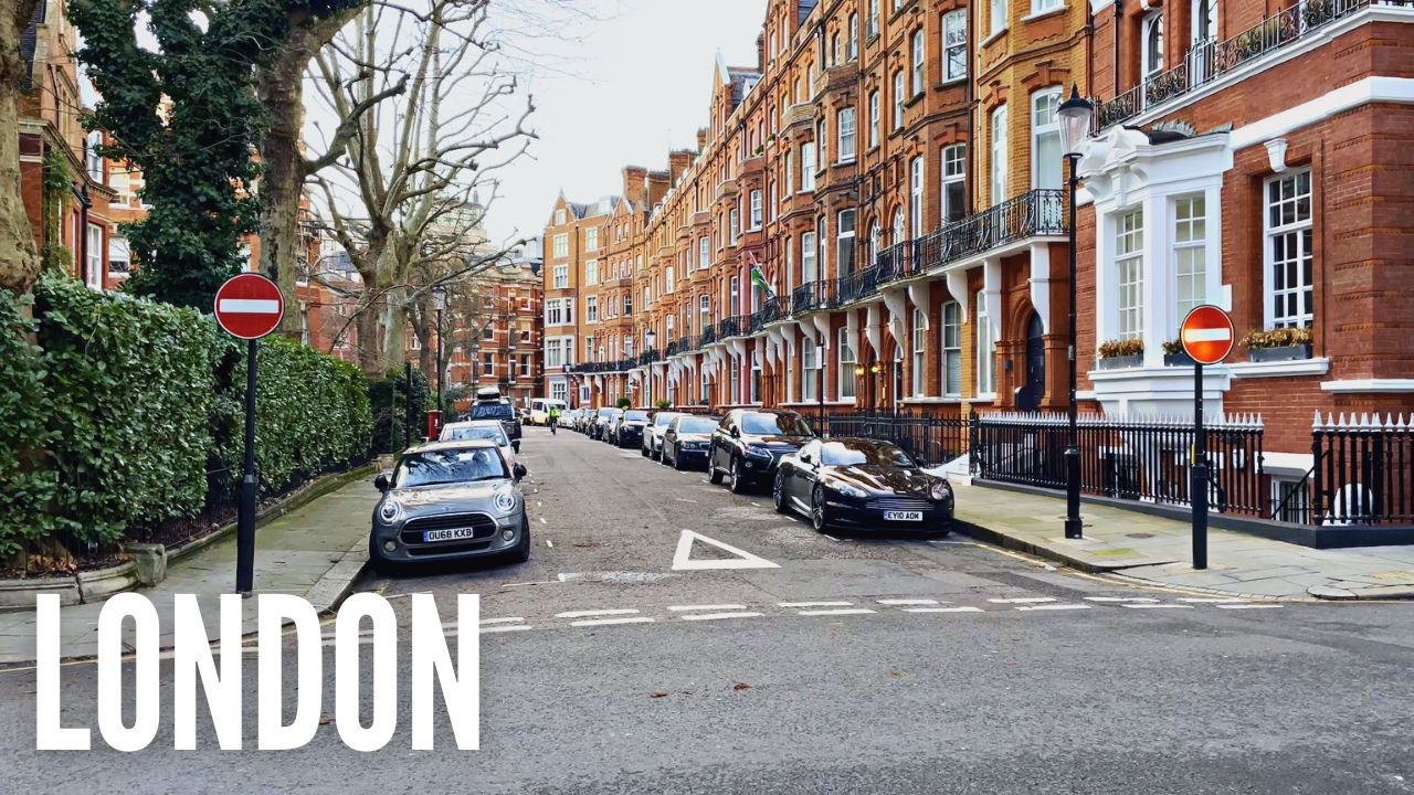 Luxury Shopping and Beautiful Sunsets: A Walk Along Kensington High Street