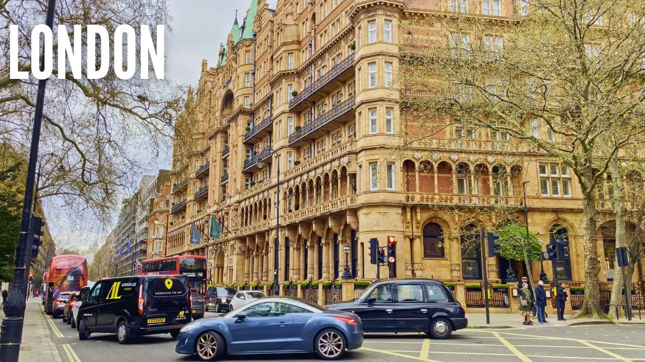 Exploring Marlyebone: A Walking Tour from Bedford Square to John Street