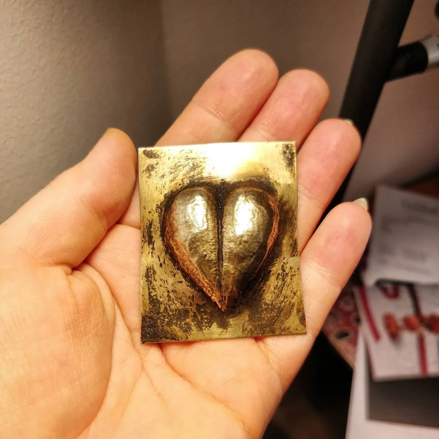 WIP shots - giving my best shot to participate at #metalsmithsocietychallenge but picked an absolutely wrong material for repousse - German Silver. So complicated to anneal and hard to mold 😢
Luckily now done with the repousse part - not ideal but m