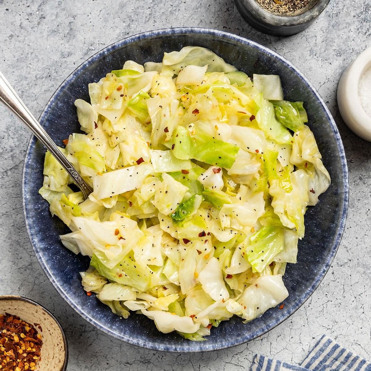 Sauteed-Cabbage_EXPS_TOHD24_28300_EricKleinberg_5.jpg