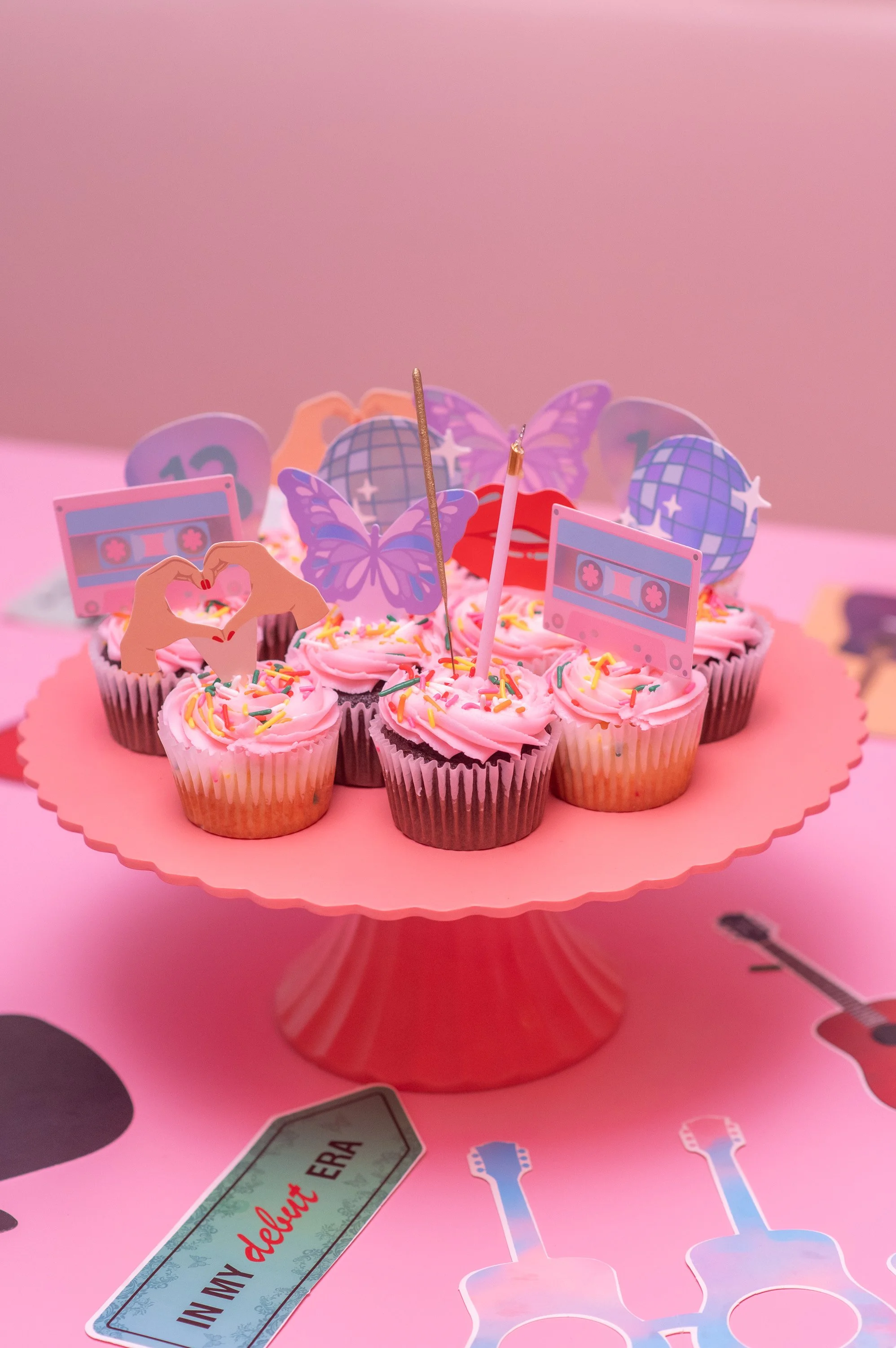 Jon Claire party swift cupcakes.JPEG
