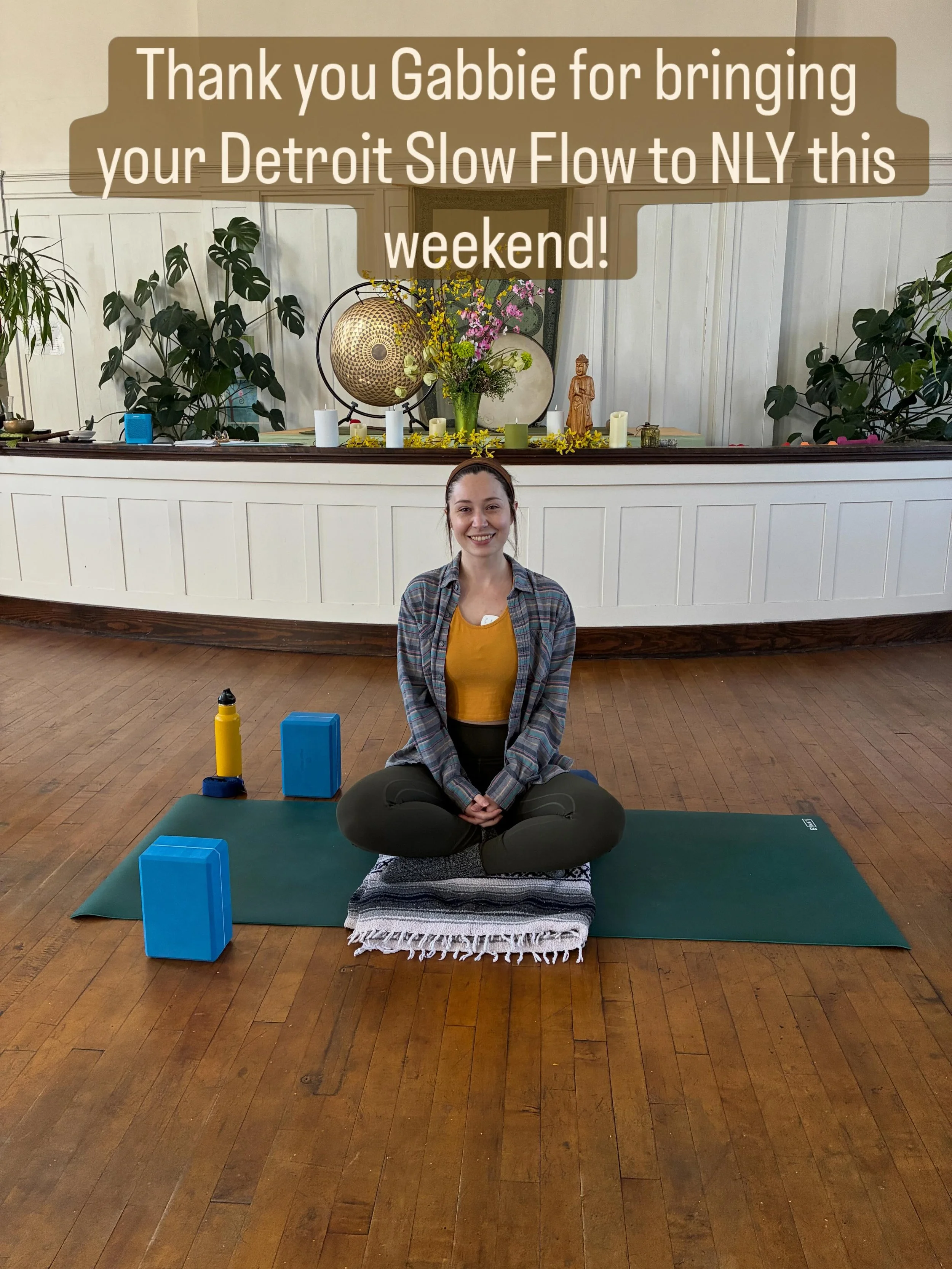 We&rsquo;re so thankful Gabbie could be with us this weekend and share her signature &ldquo;Detroit style slow flow&rdquo; with our NLY community! What a strengthening challenge of twists and balance!
#peacelovenorthernlifeyoga #empowerthroughyoga #m