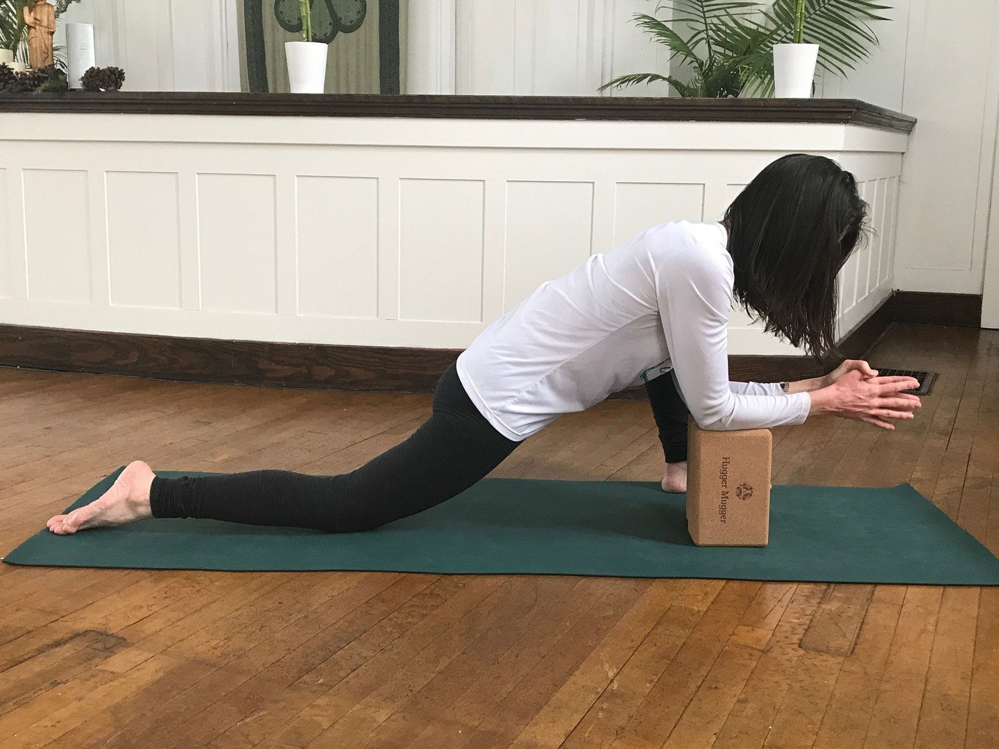Yoga blocks are a cornerstone for building a strong and sustainable practice. They aren't just for beginners; these versatile props provide essential support, stability, and extension, making various poses more accessible and comfortable. A key benef