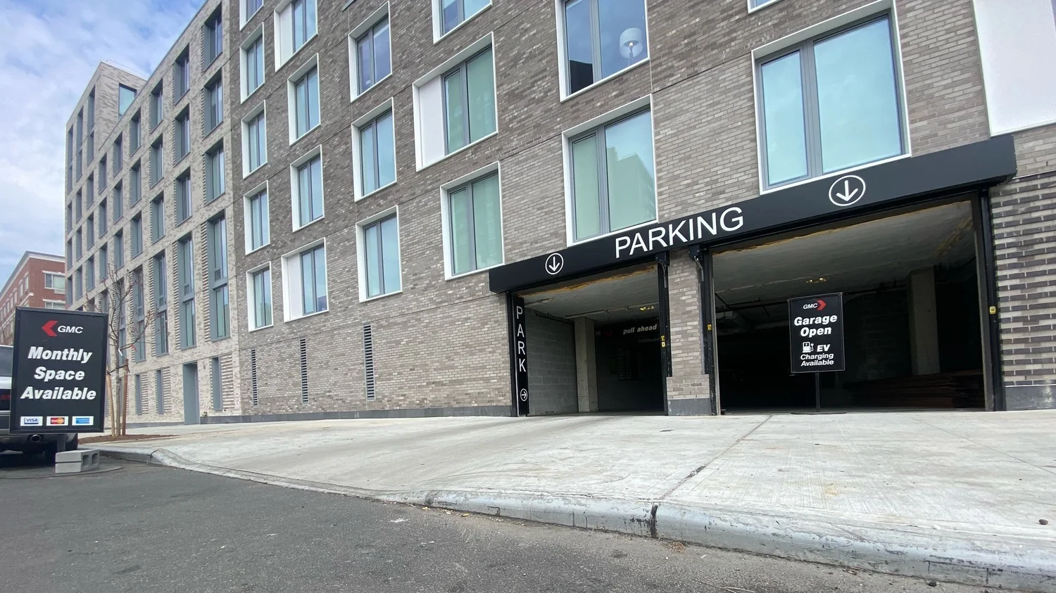 Astoria West Parking Garage