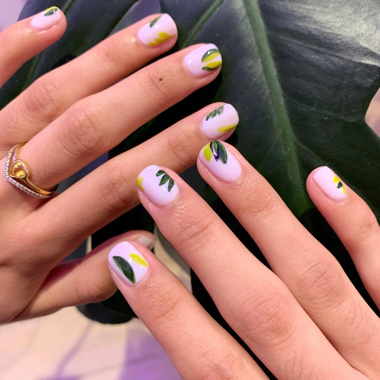 A cute lil subway situation 🚊 #nails #nailart #nyc #nycnails #handpainted # brooklyn | Instagram