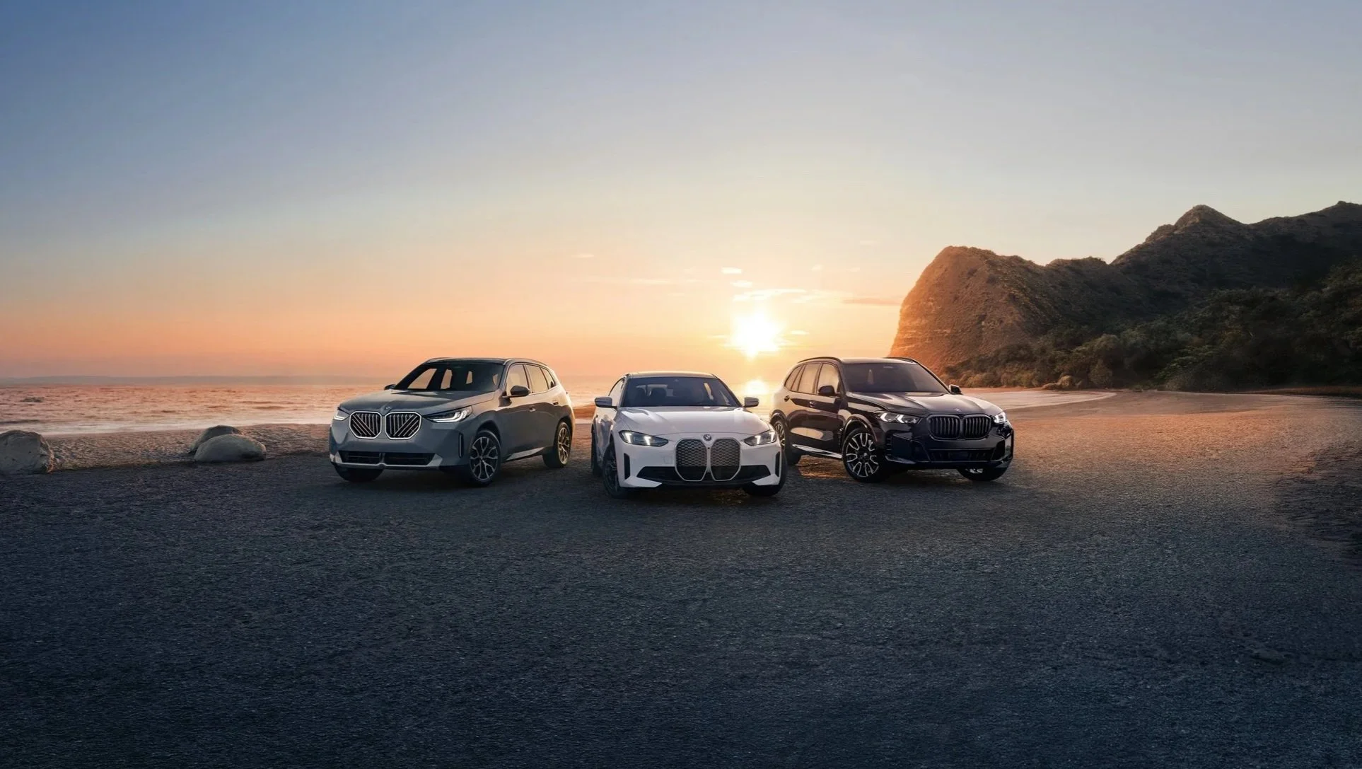 BMW_SSE_Pack_Shot_Sunset-R5-alt-4k.jpg
