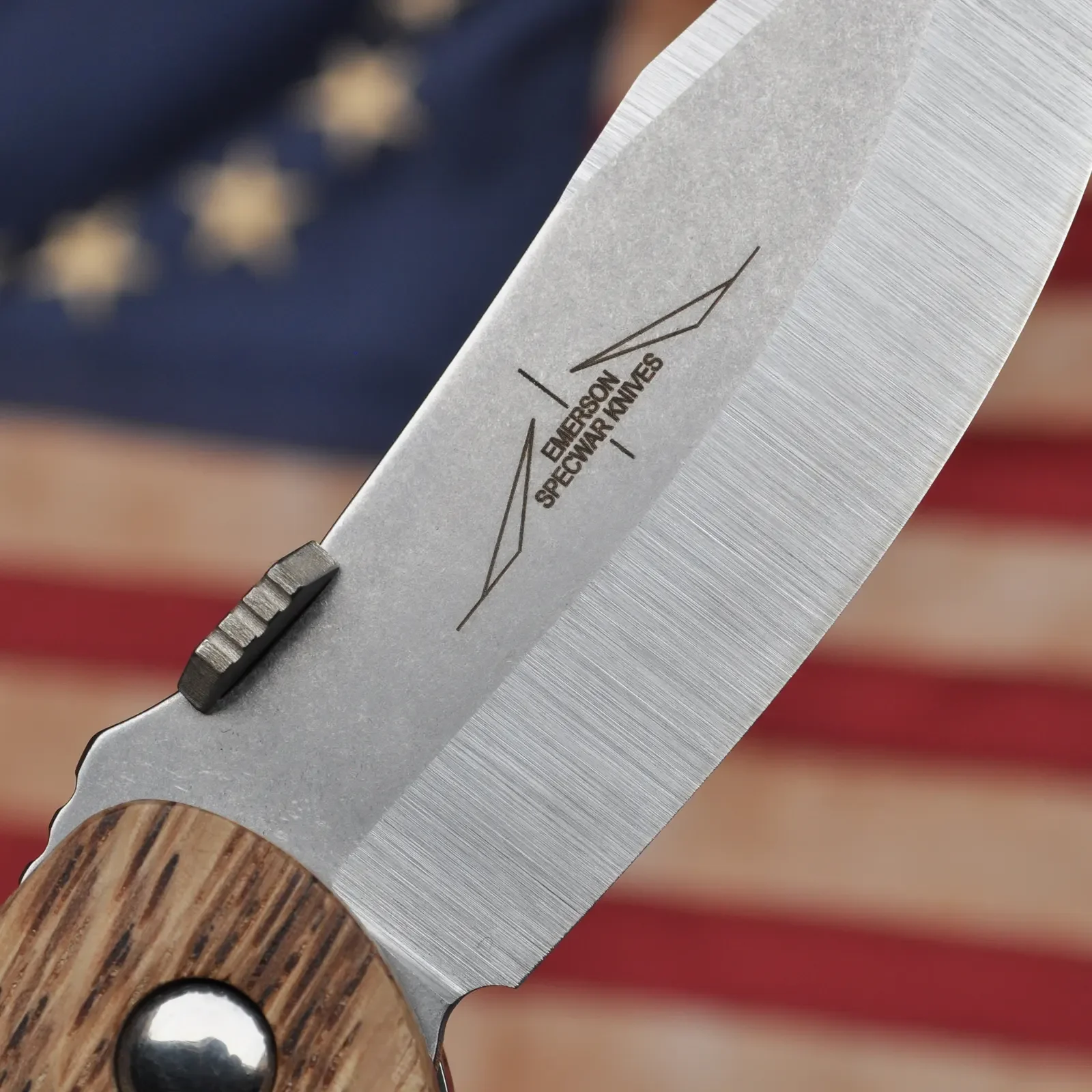 Revolution Whiskey Knife-3.webp
