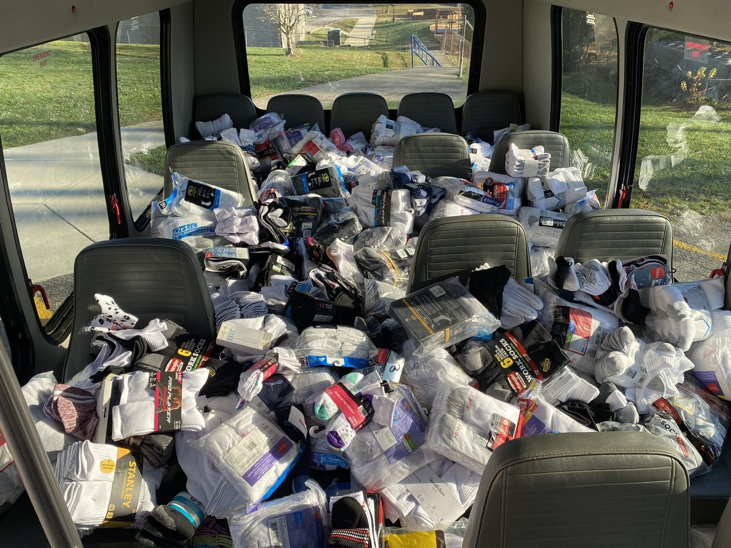 Yesterday, we delivered all the socks from our Soctober Drive to the Shalom Center. Last year we donated 3,380 socks. Though we didn’t hit our goal this year, we are excited to announce that we were able to collect 4,075 pairs of socks for thos