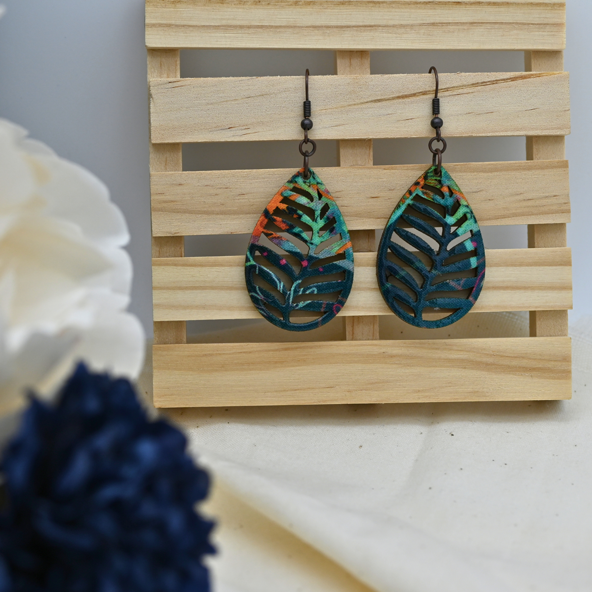 Bright Zen - Abstract Leaves (#18)