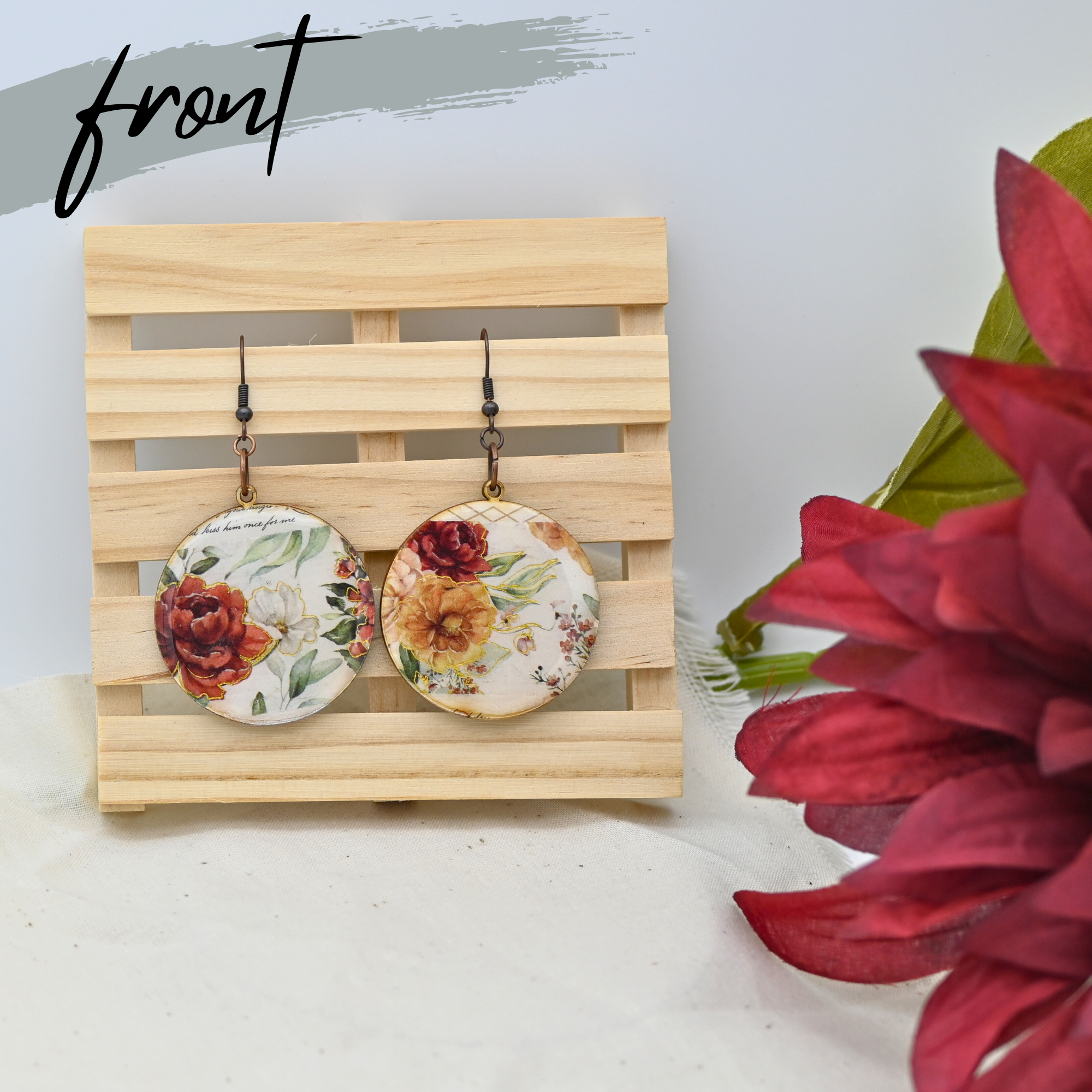 16 - Flowers, Gold, Fabric - Large Circles - Front.png