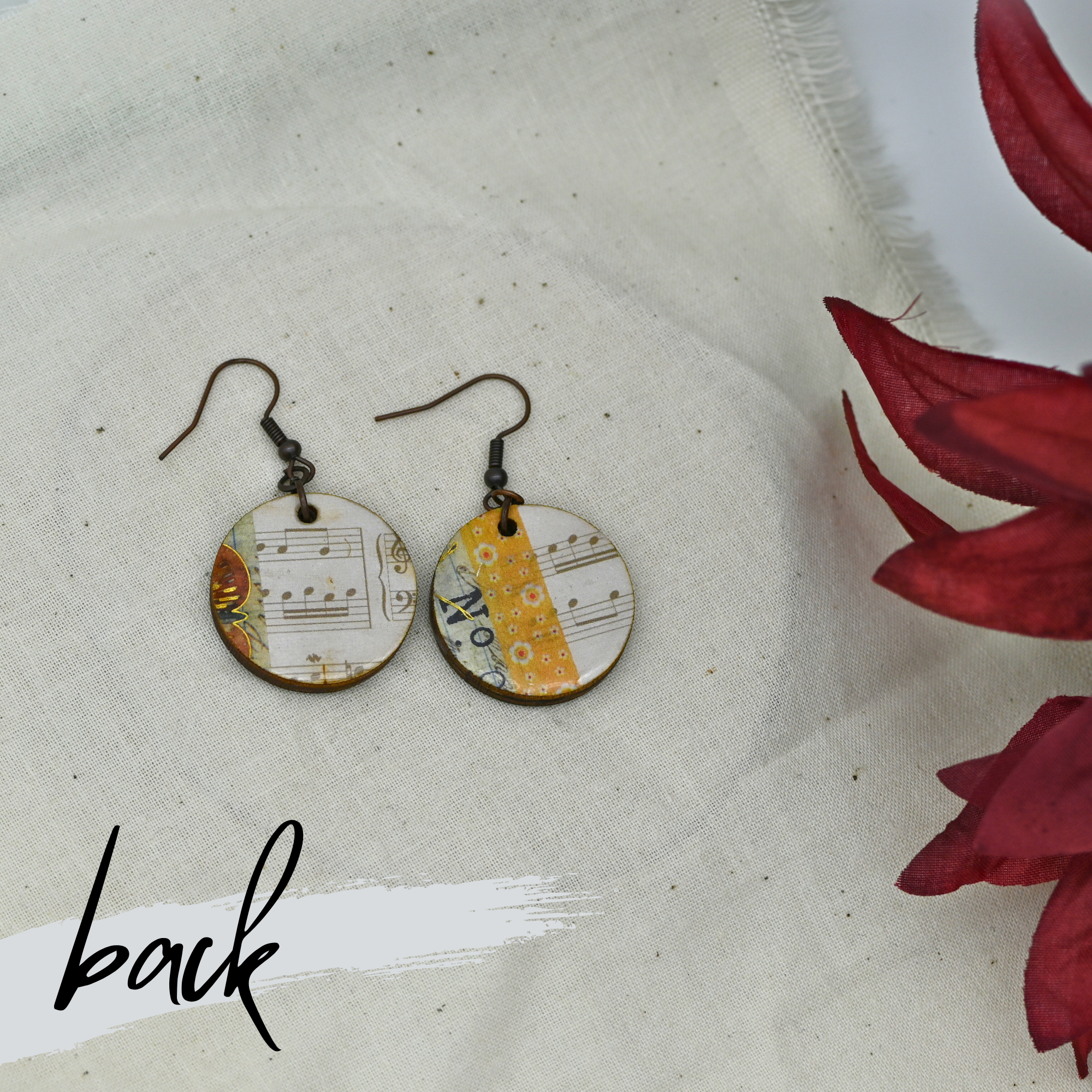 34 - Bluebells - Small Circles - Back.png