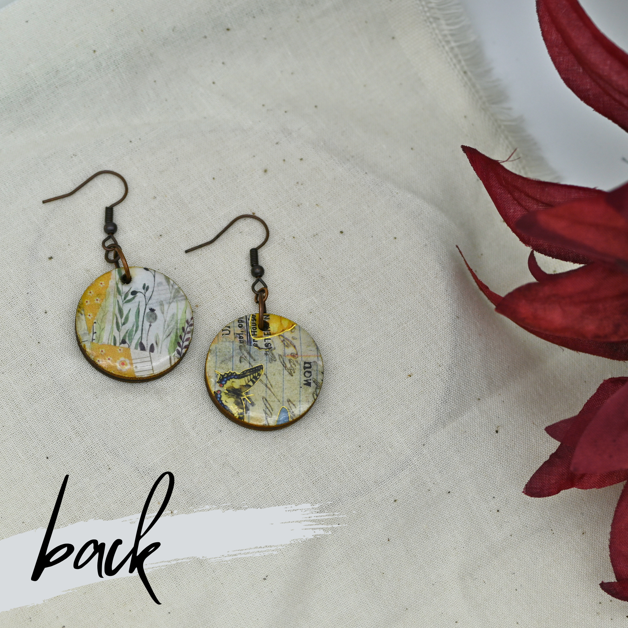 32 - Bluebells - Small Circles - Back.png