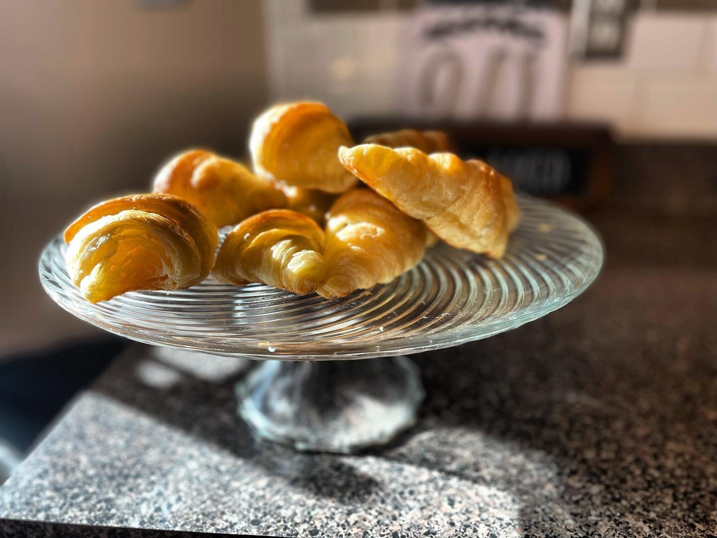 Sourdough Croissants 🥐 

Always working towards that perfect lamination

Still accepting Mothers Day orders! DM me!

#tkab #topknot #homebakery #delicious #sweet #cake #chocolate #homemade #foodstagram #foodphotography #smallbusiness #dessert #foodl