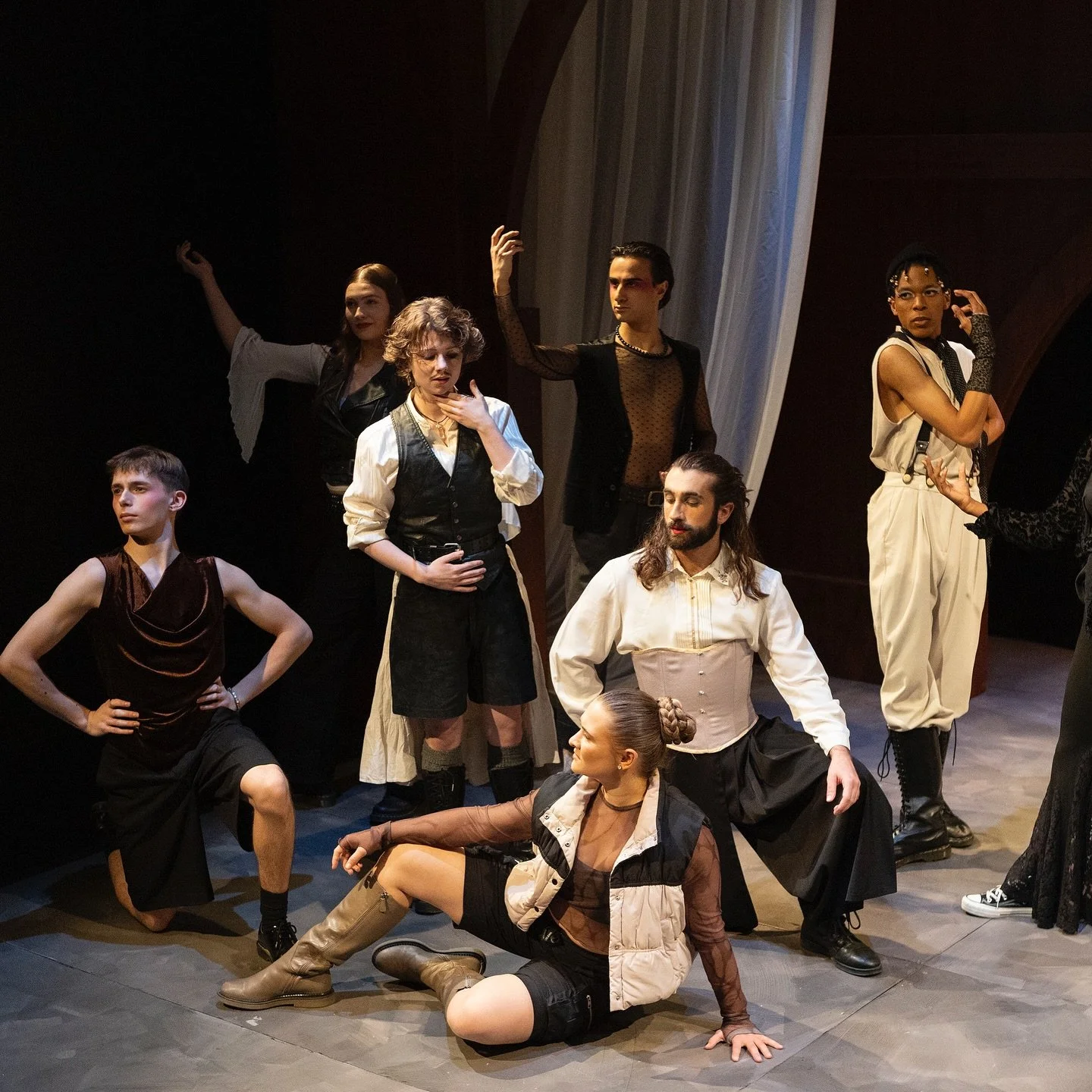 ⏳5 MORE SHOWS!&hellip; It&rsquo;s time to come see Orlando!!!⌛️
Don&rsquo;t miss out! Get your tickets now with the link in our bio! 

Orlando (Ruhl) November 5-15, 2025

Written by Sarah Ruhl, Adapted from the novel by Virginia Woolf

Directed by Ta