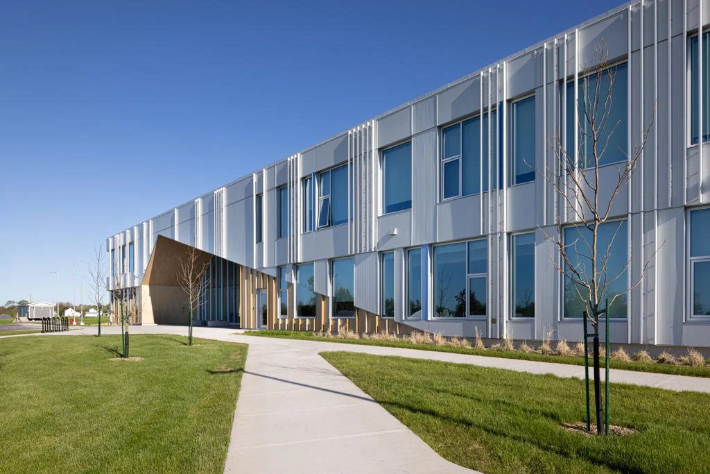 Ecole-New-Carlisle-EXT-StephaneGroleau-064_C-1024x683.jpg