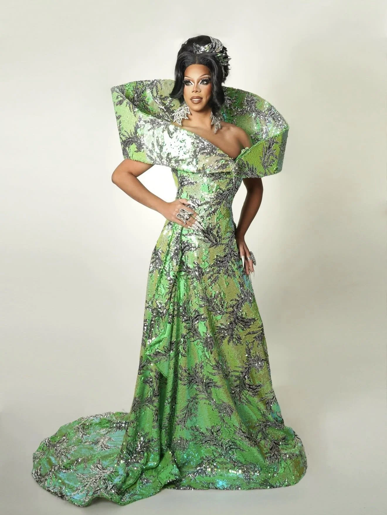 Dramatic Drag Diva