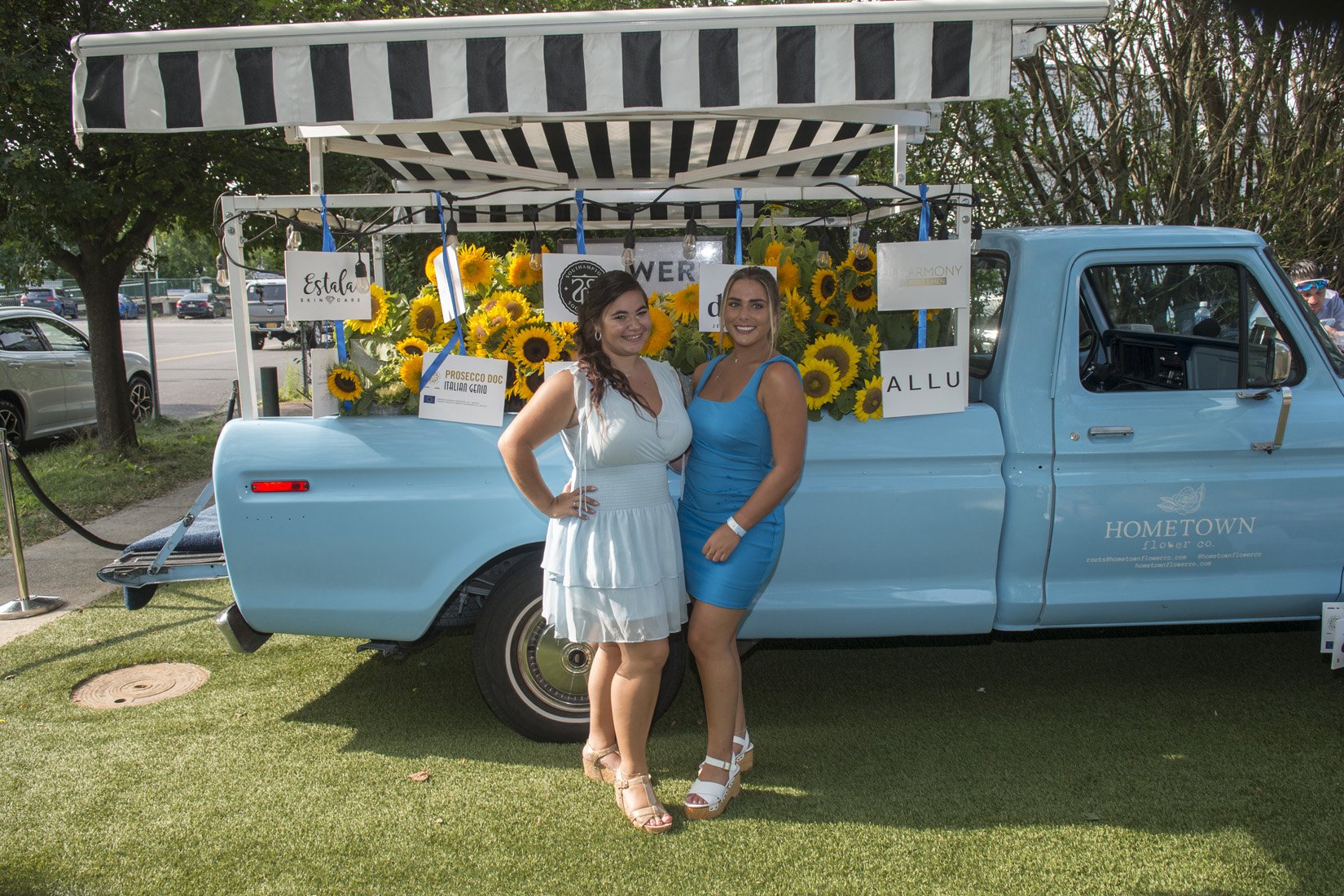 Hamptons9thIMG_5175_BELLA_blue_party_HAMPTONS_photo_by_@VITALphotoNYC.jpg