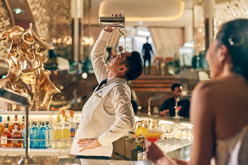 1690247599_The-Martini-Bar-that-stuns-guests-with-an-interactive-Chandelier-and-jaw-dropping-Flair-Flash-Fusion-bartender-shows.jpg