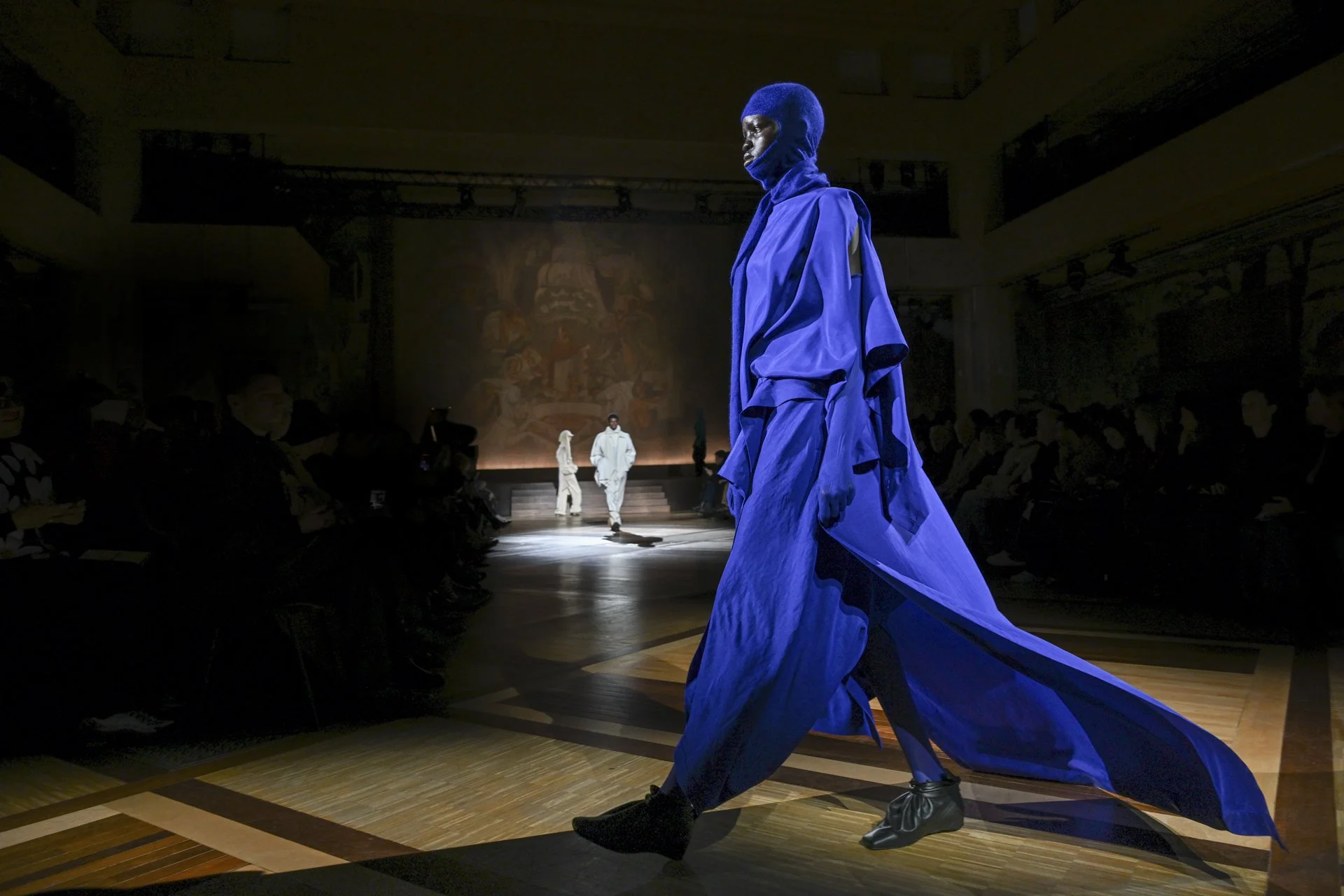 ISSEY MIYAKE_AW24_SHOW IMAGES_05_Low.jpg