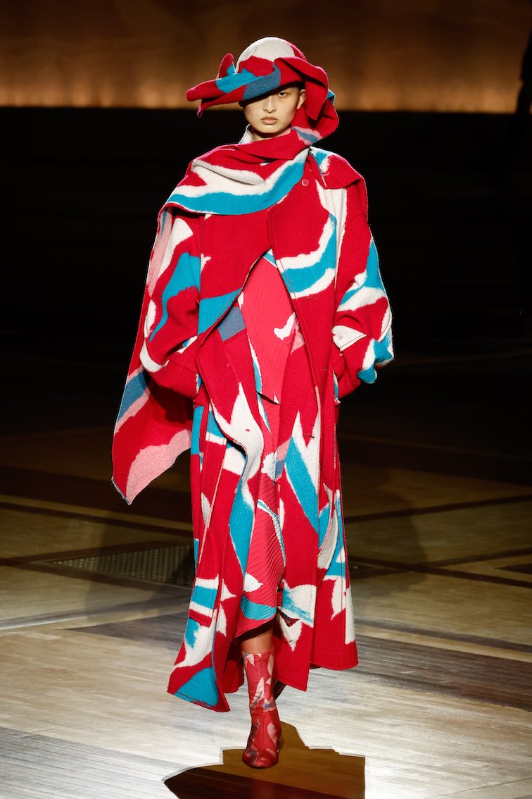 ISSEY MIYAKE_AW24_Look_32.jpg