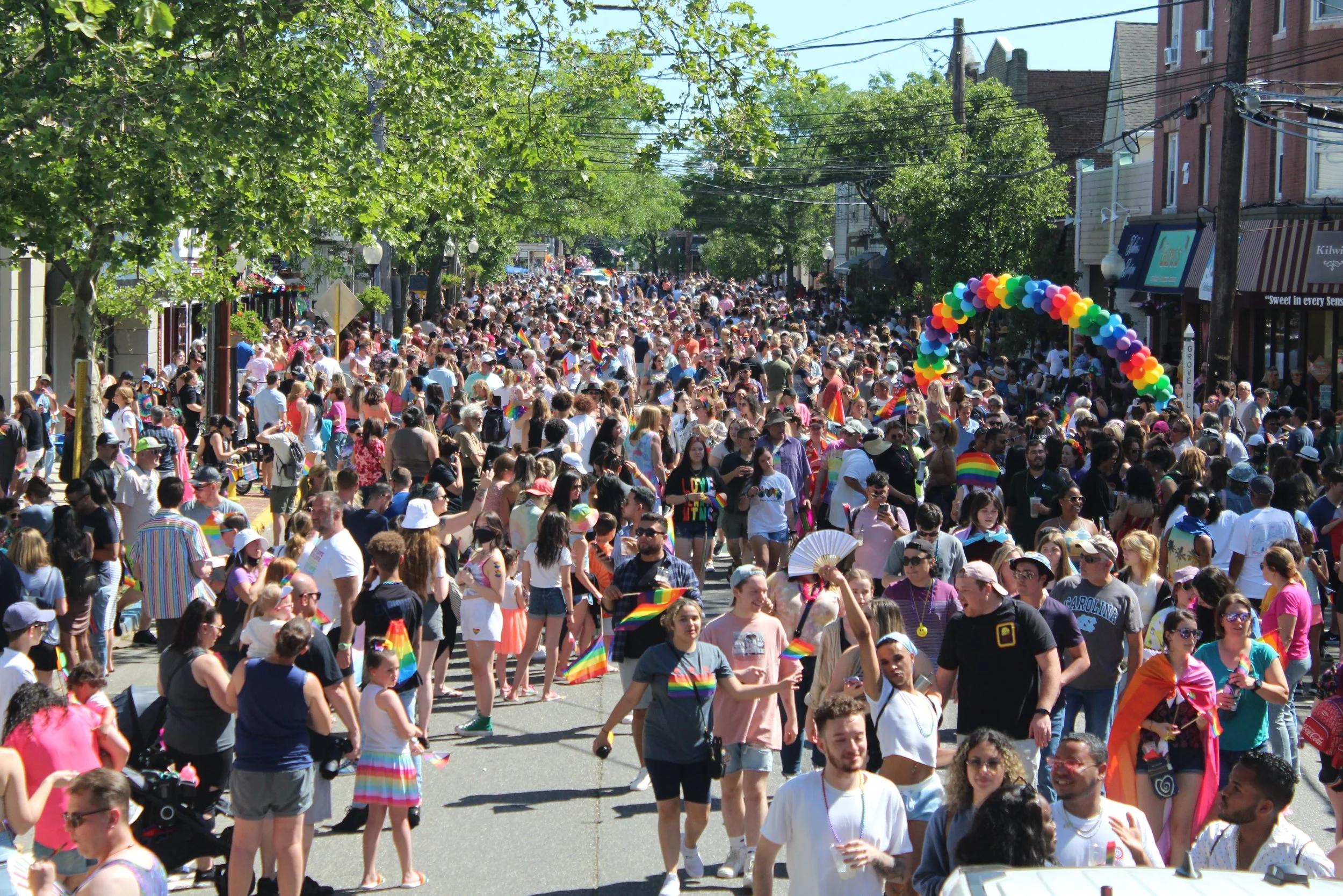 BELLA-Magazine-Roman-Babylon-Pride-4