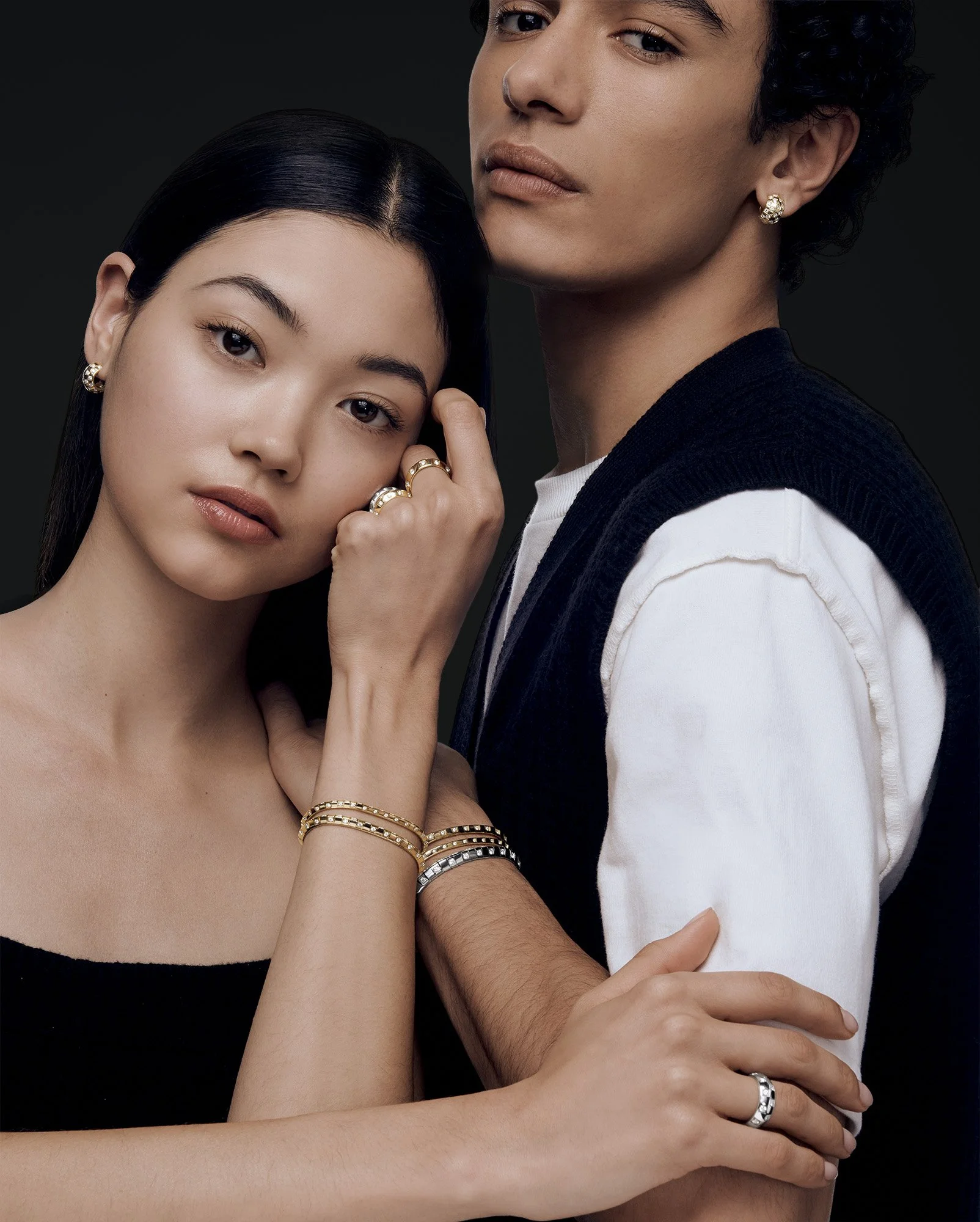 LE_DAMIER_DE_LOUIS_VUITTON_JEWELRY_WORN_©Nicolas Kantor 1.jpg