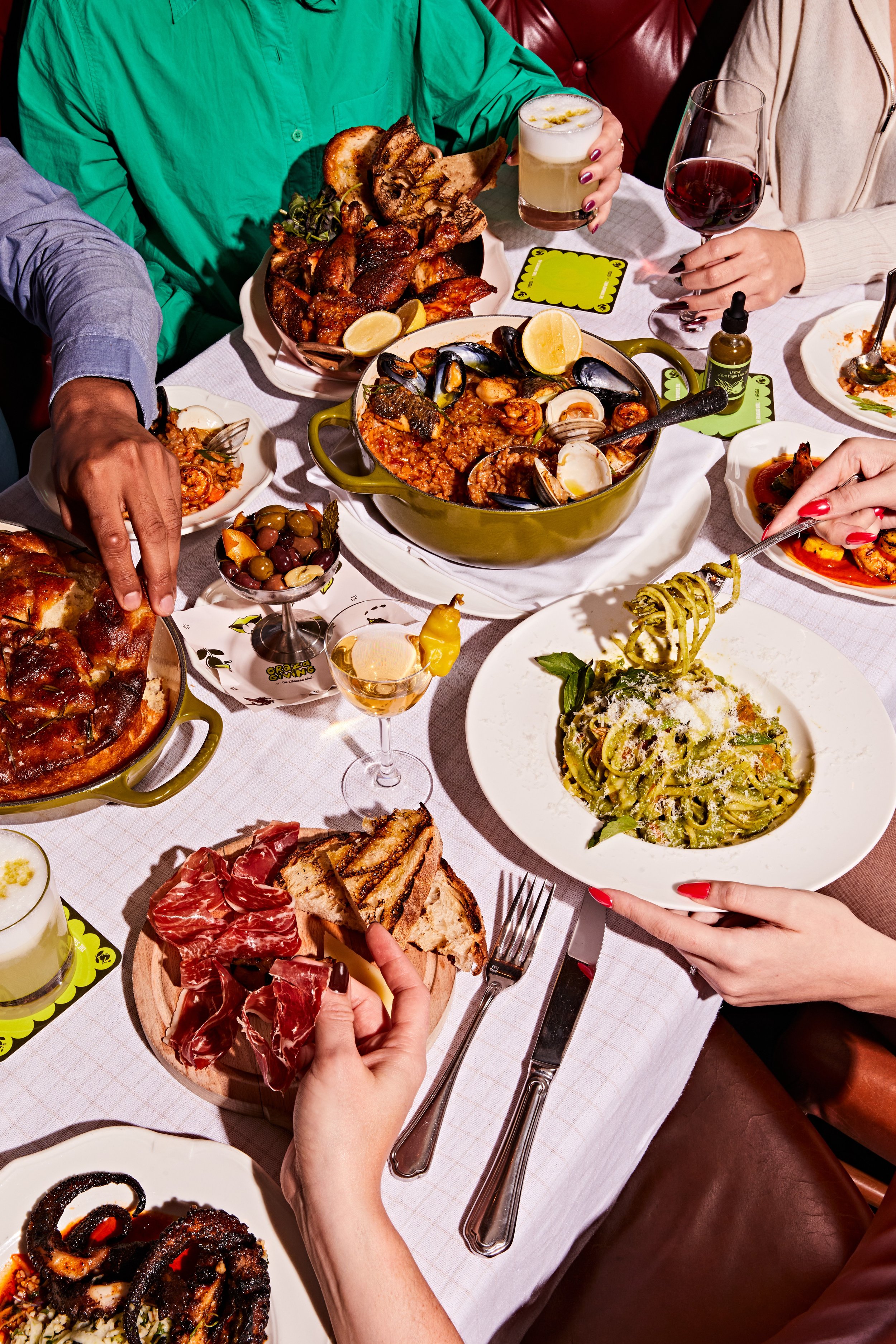 imgcompressors-Grazagiving_SamKeller_TheStandardGrill_48.png