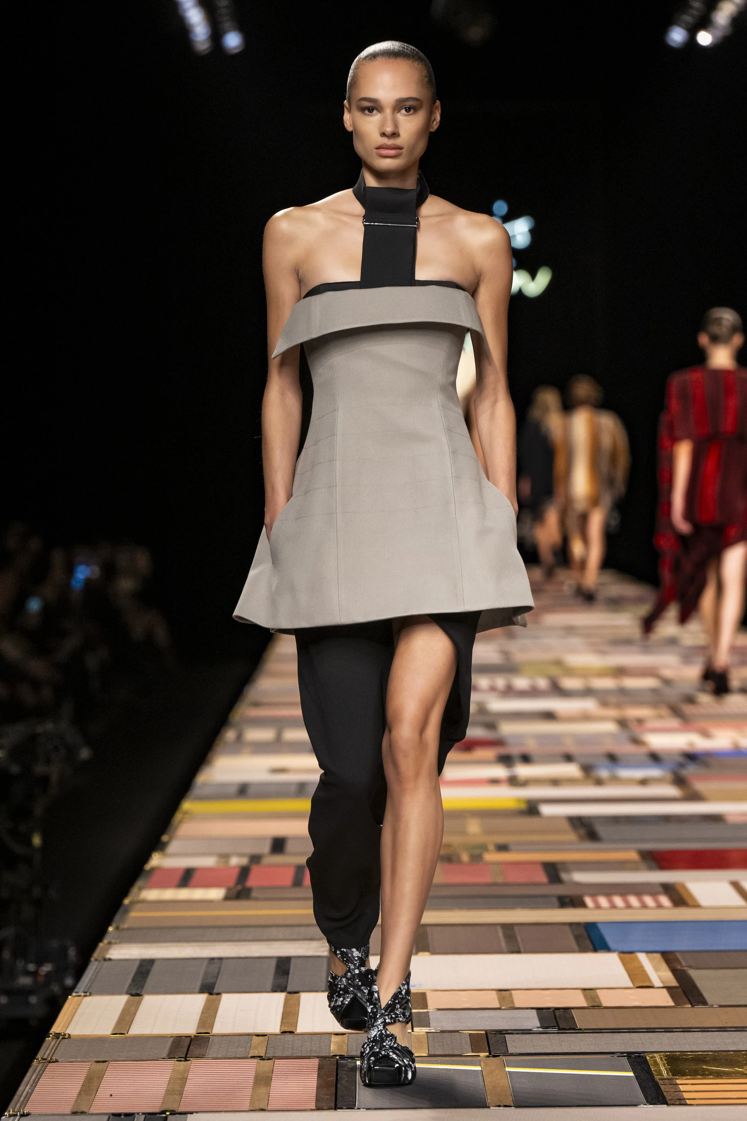 LV_SS25_Look_43.jpg