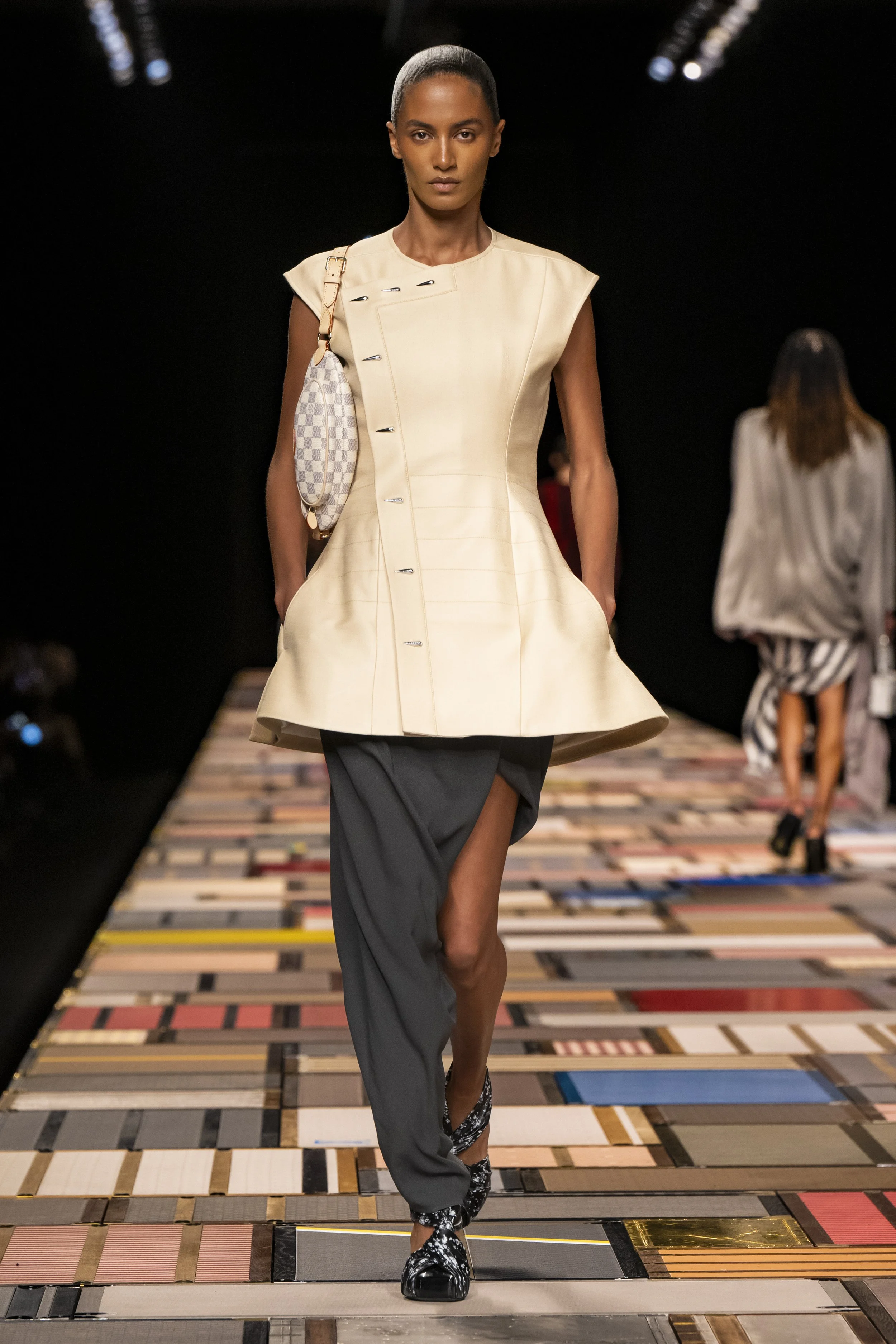 LV_SS25_Look_44.jpg
