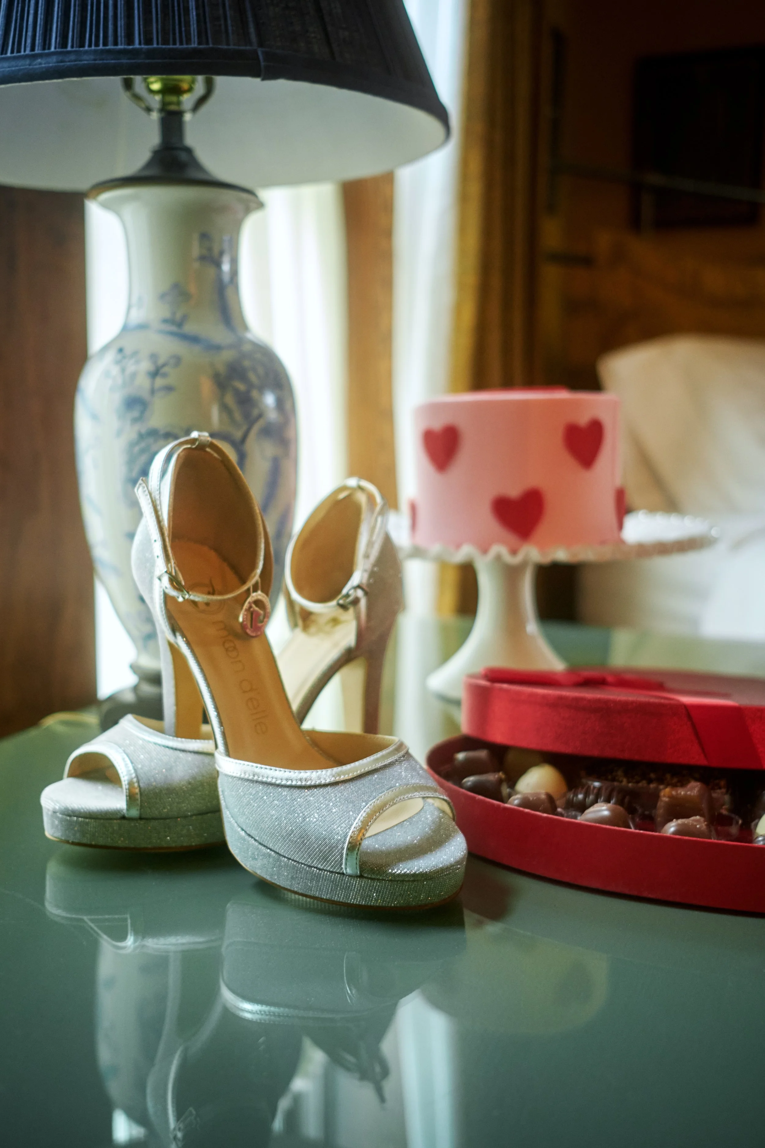 BELLA-Magazine-moon-d'elle-ValentinesDay.jpg