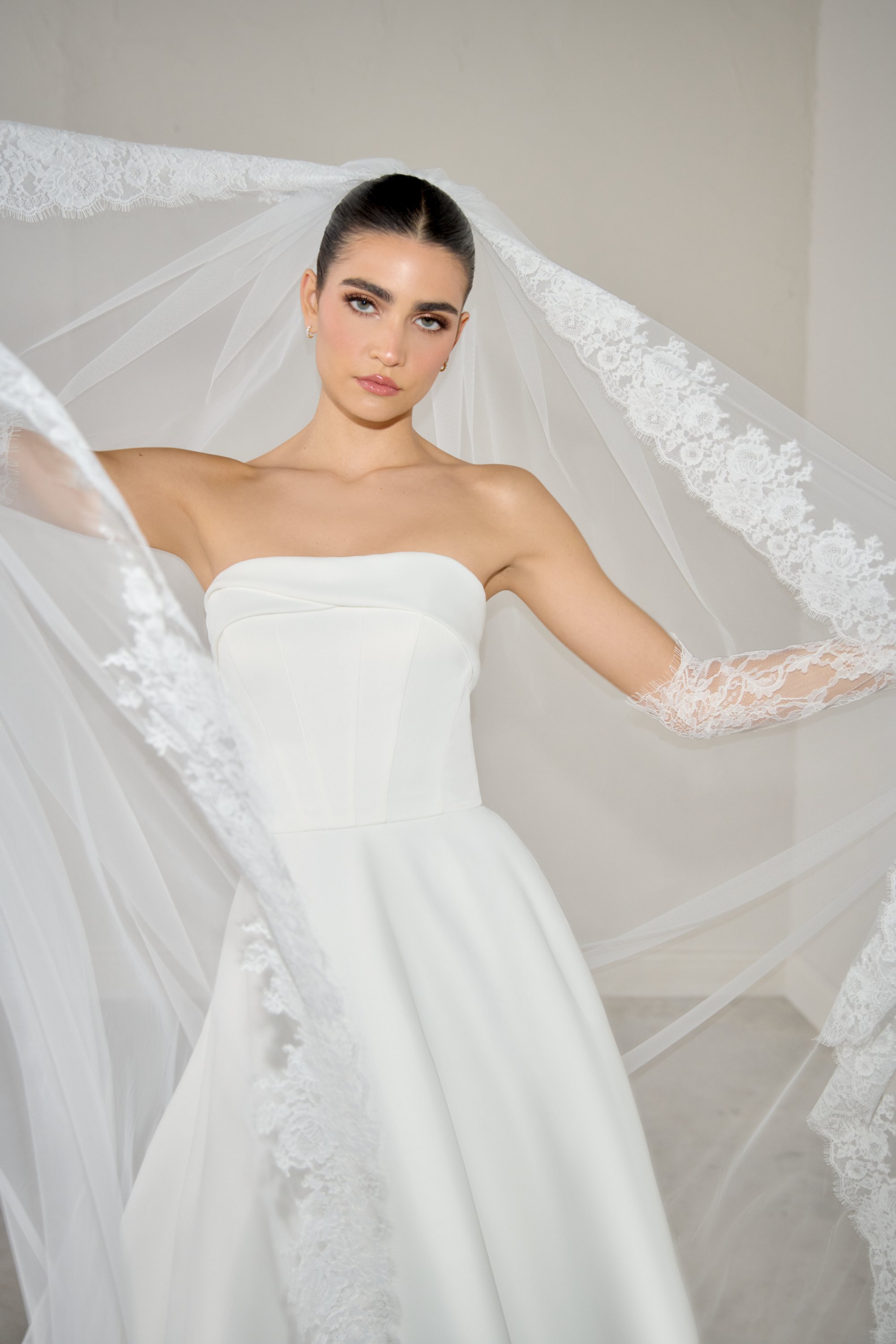 99360_Empressa_JAS_SS26_LB_X_1066_2000x3000_Vertical_Web-NuOrder.jpg
