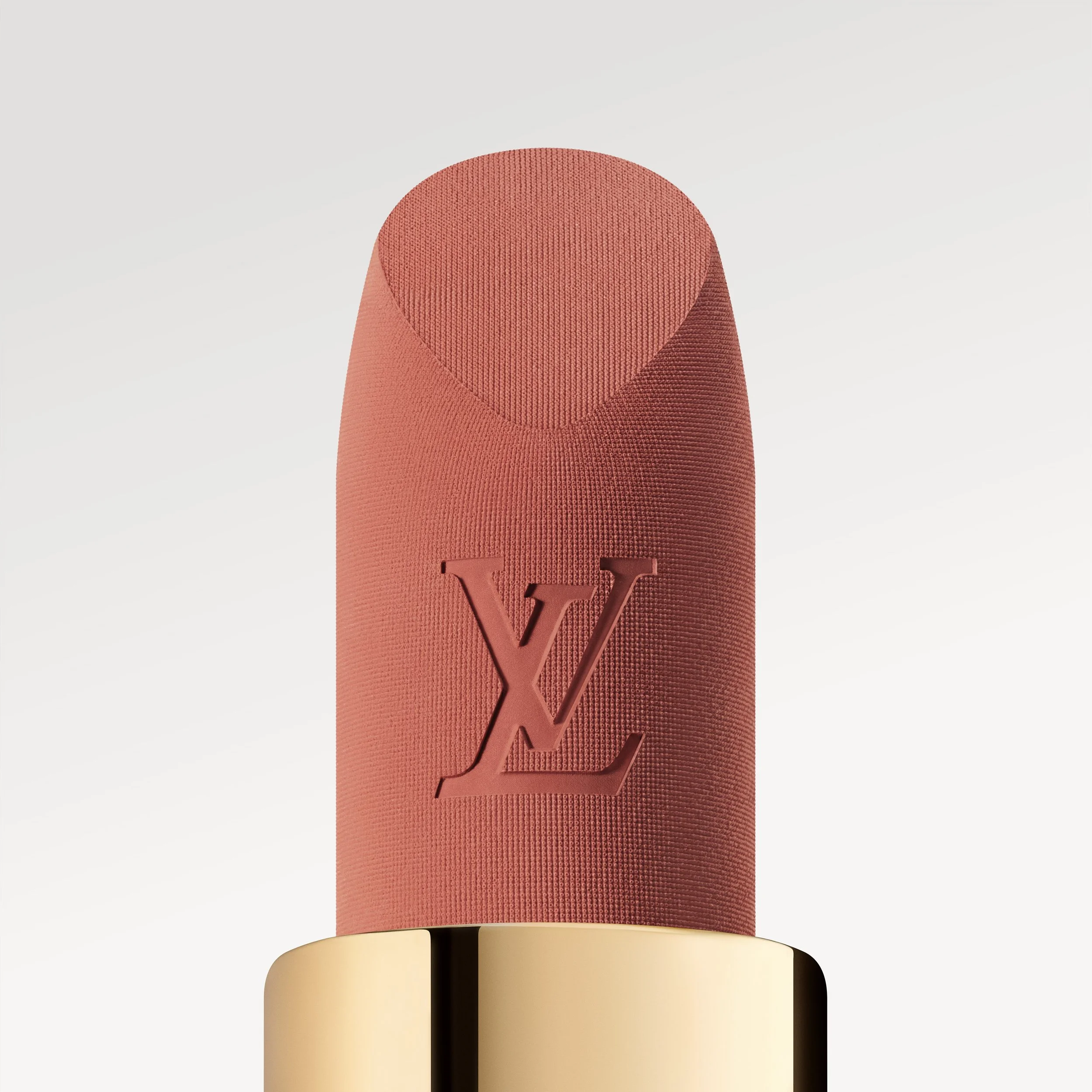 La Beauté Louis Vuitton_LV ROUGE MATTE 105 NUDE NECESSAIRE.jpg