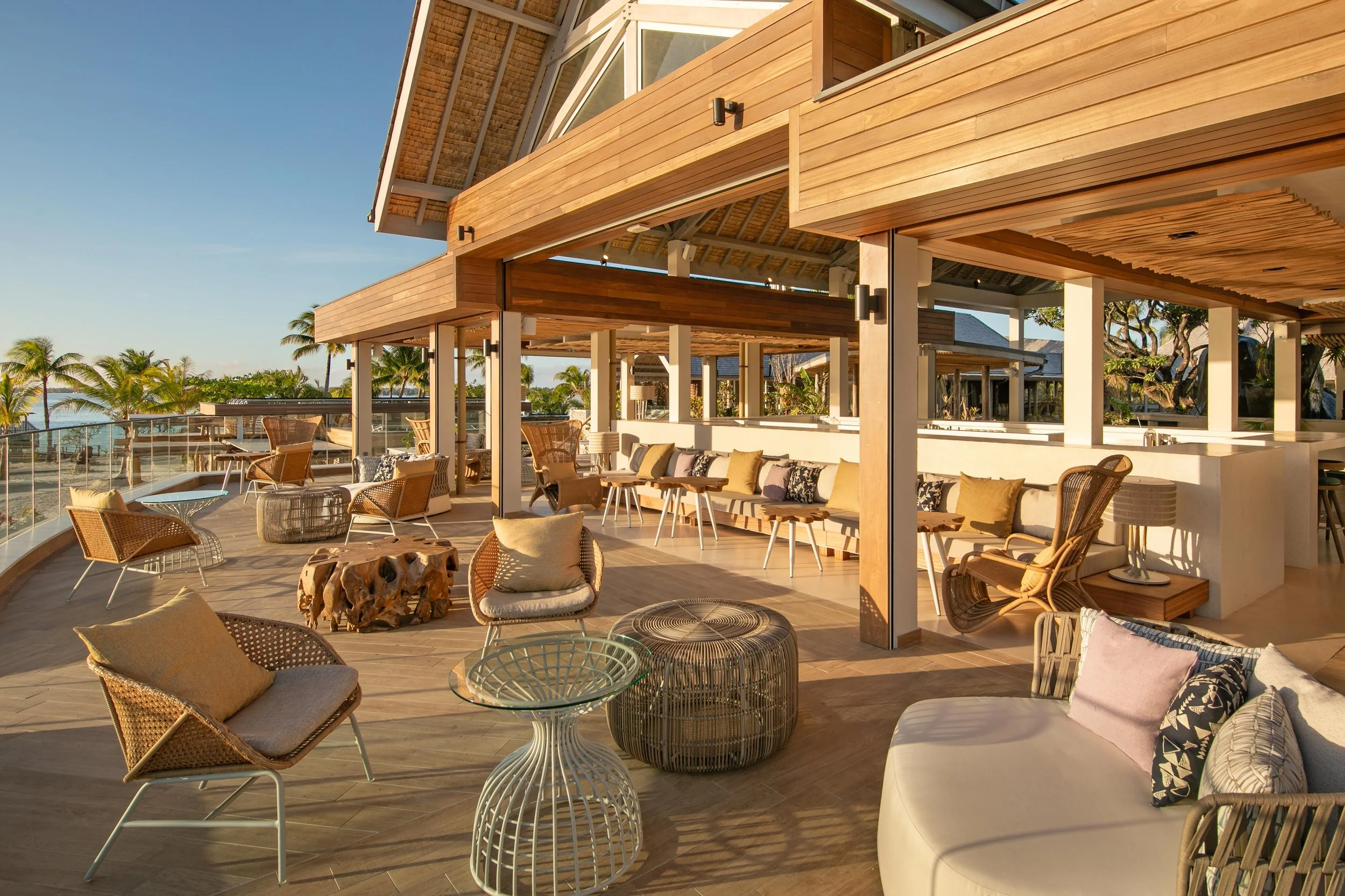 BELLA-Magazine-BOBWI-lounge-bar-oa.jpg