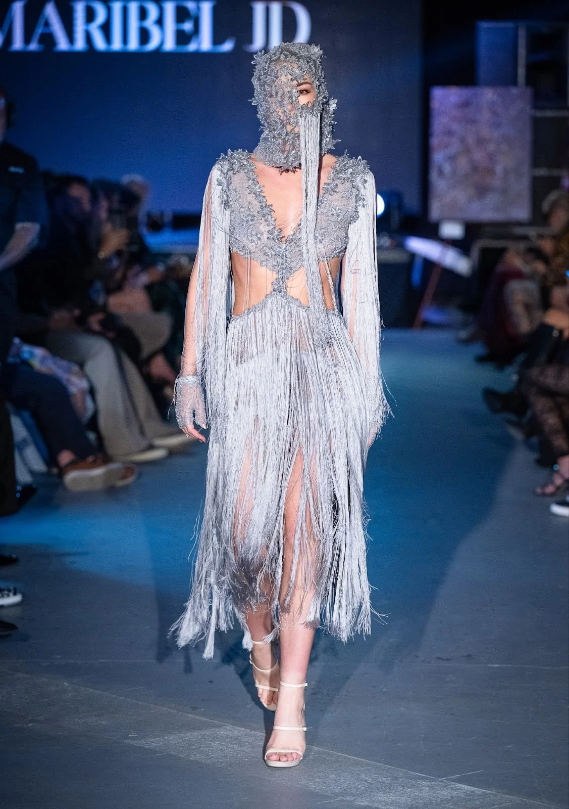 BELLA-Magazine-Daniela-artweek ahf 7.jpeg