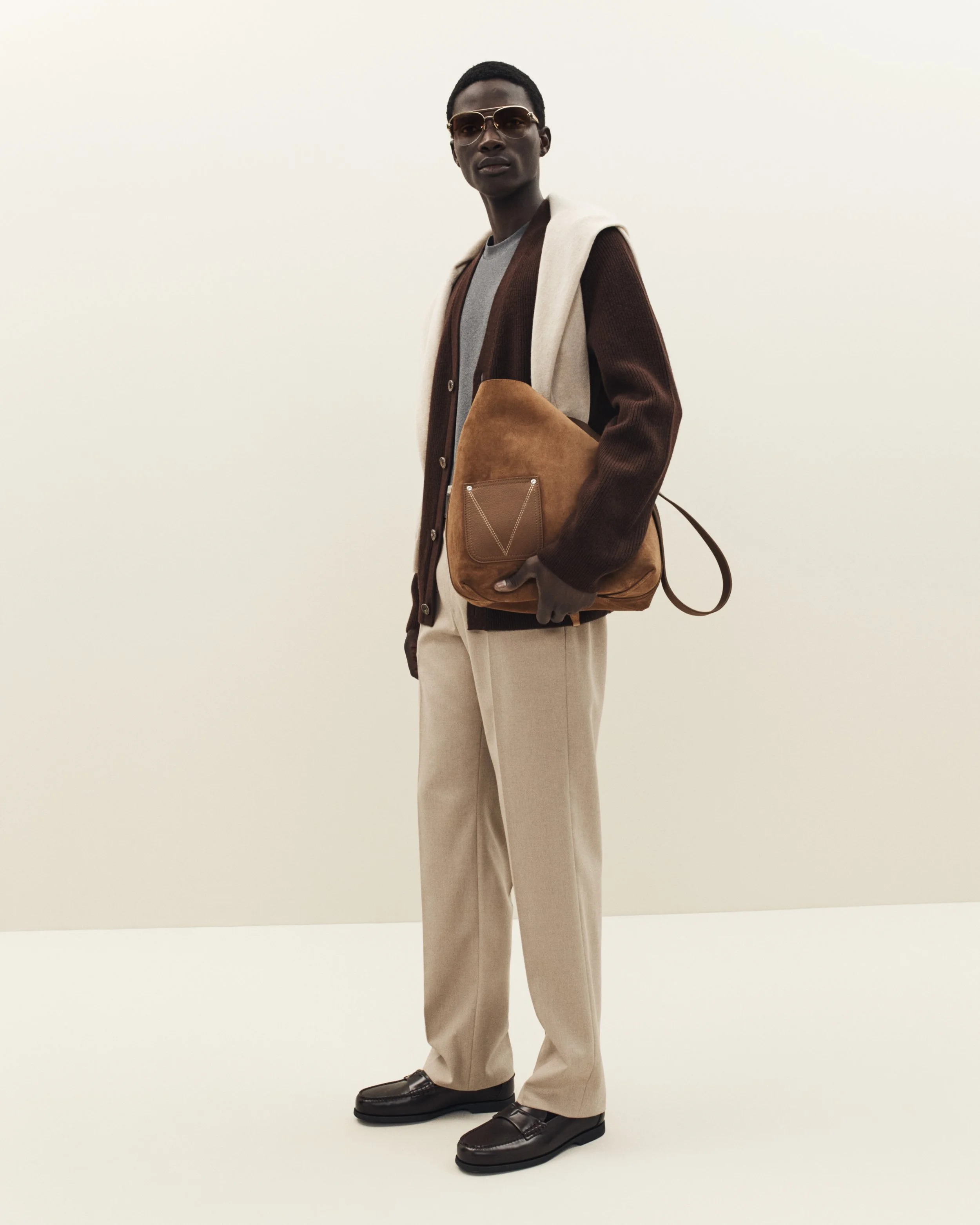 LOUIS VUITTON MENrsquo;S TRUNK EDITION LOOK 4.jpg