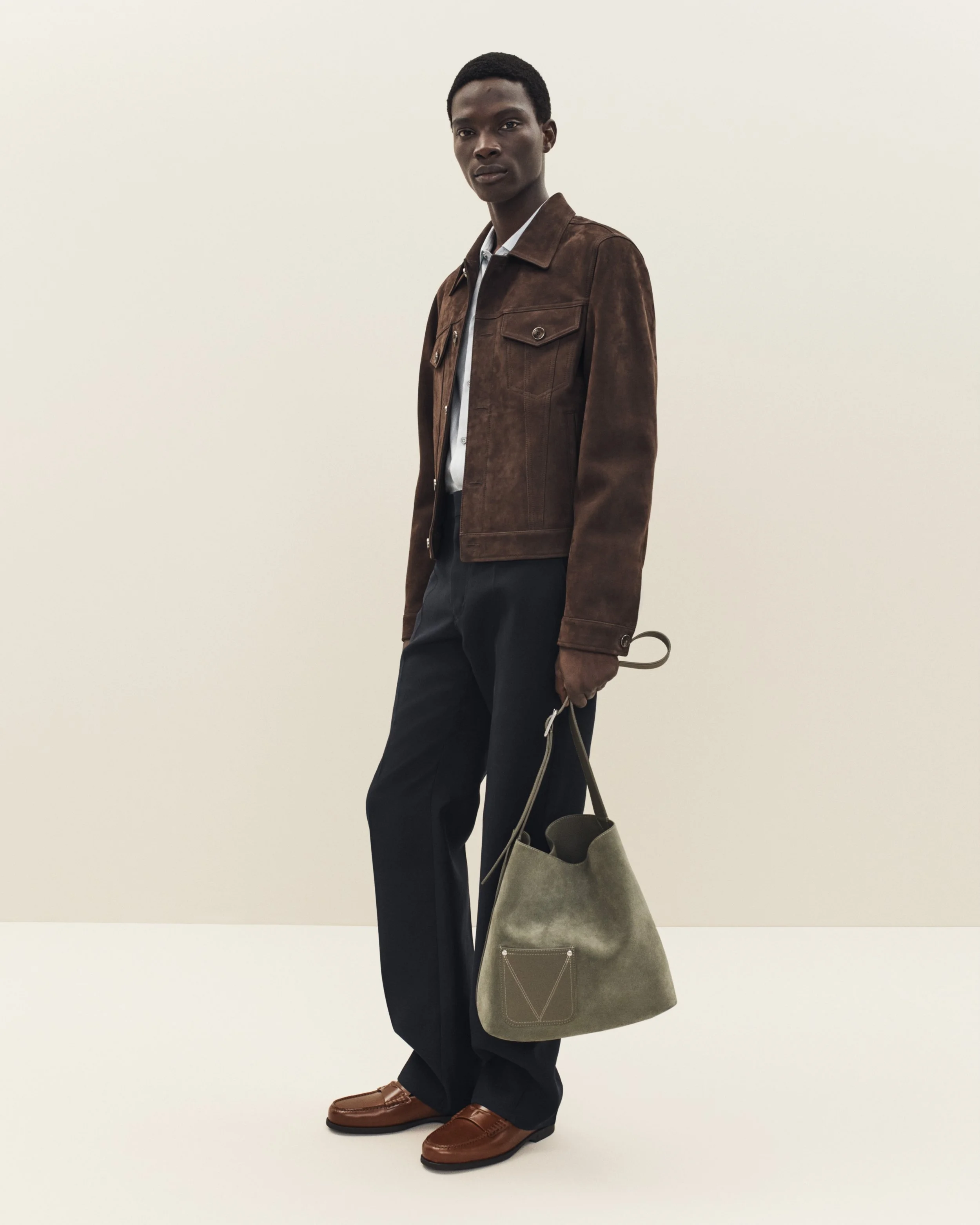 LOUIS VUITTON MENrsquo;S TRUNK EDITION LOOK 6.jpg