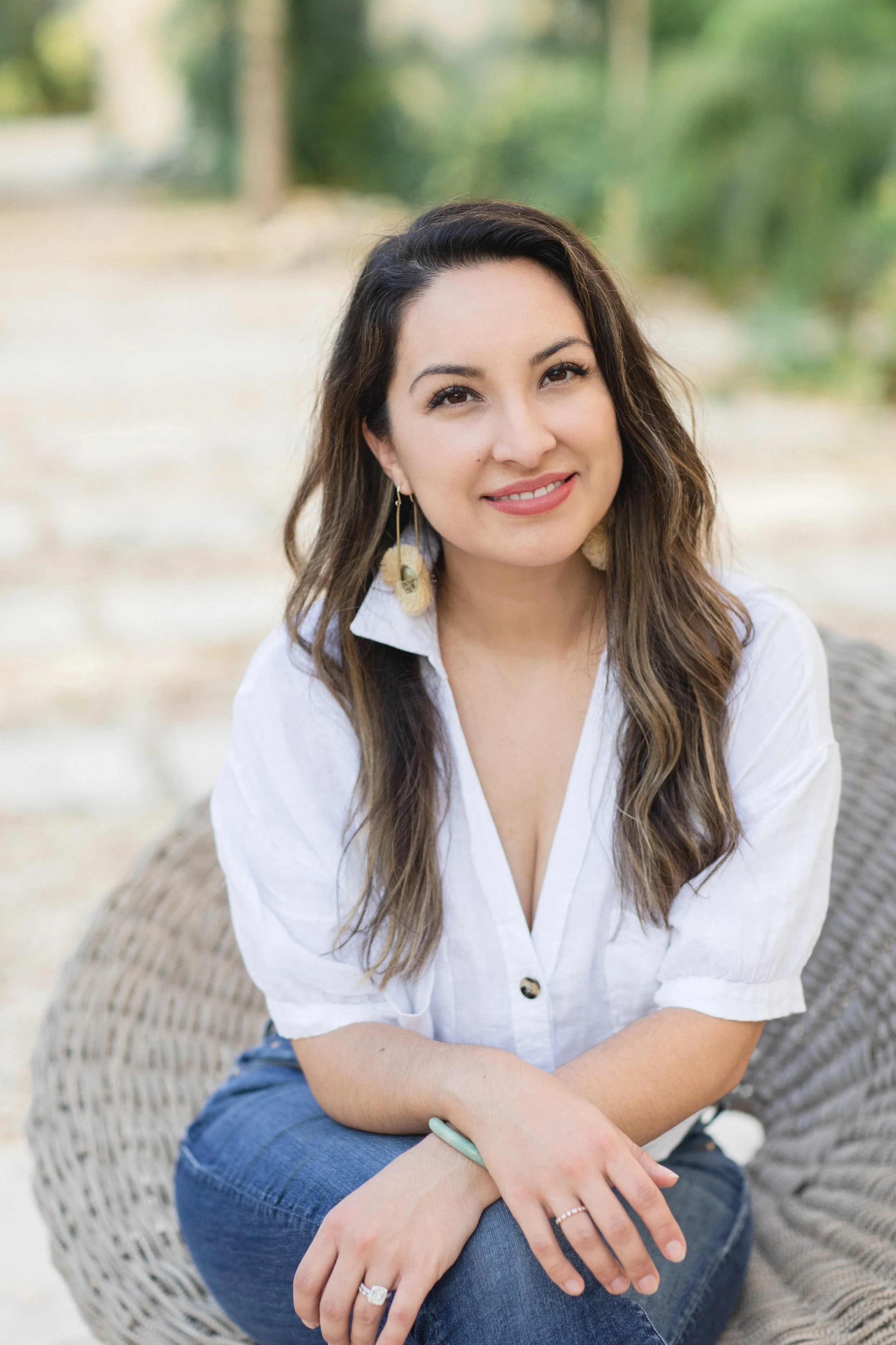 Mujeres Maravillosa -Rebecca Alvarez-Story