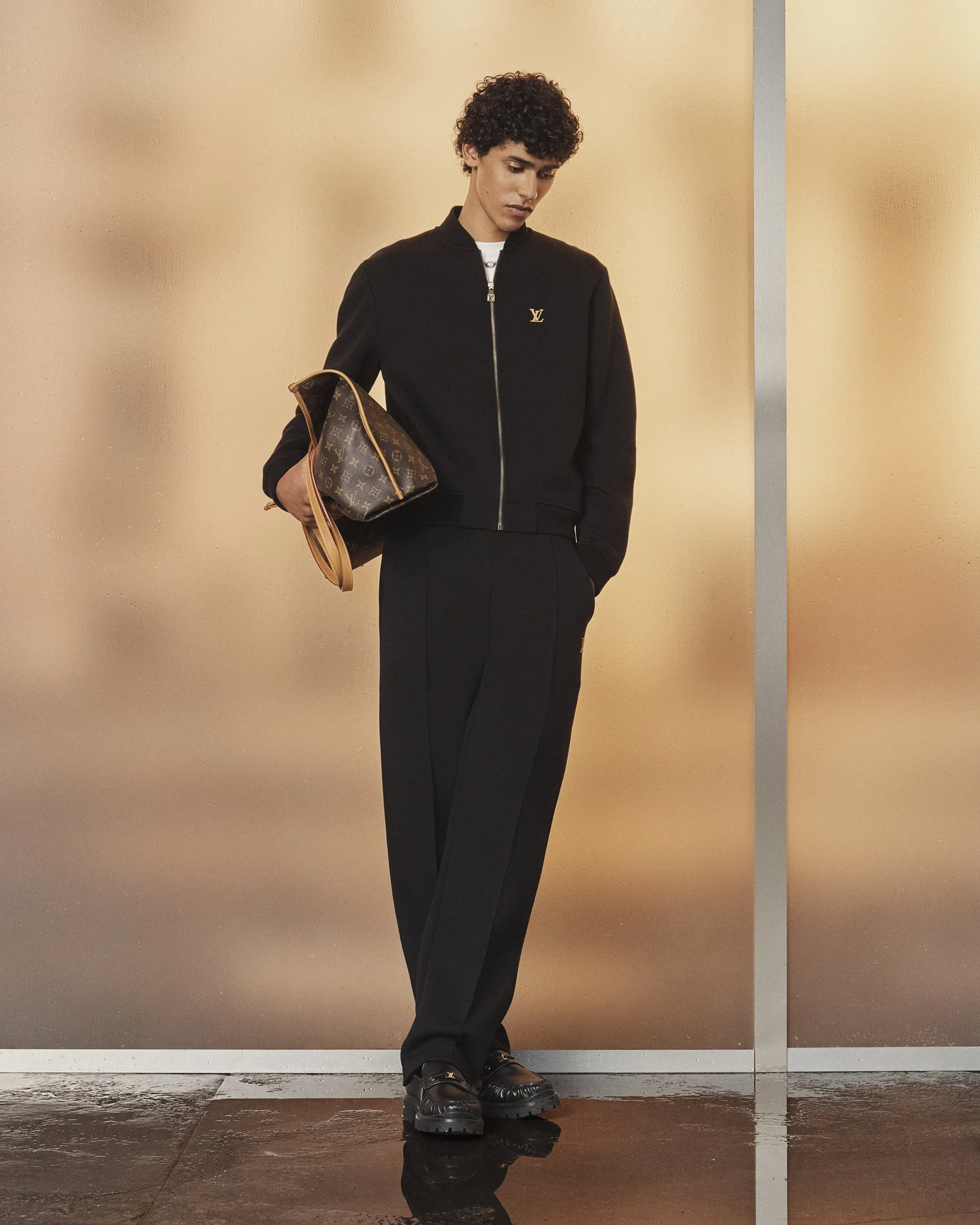 LOUIS VUITTON MENrsquo;S PRE-COLLECTION SPRING-SUMMER 2027 LOOK 33.jpg