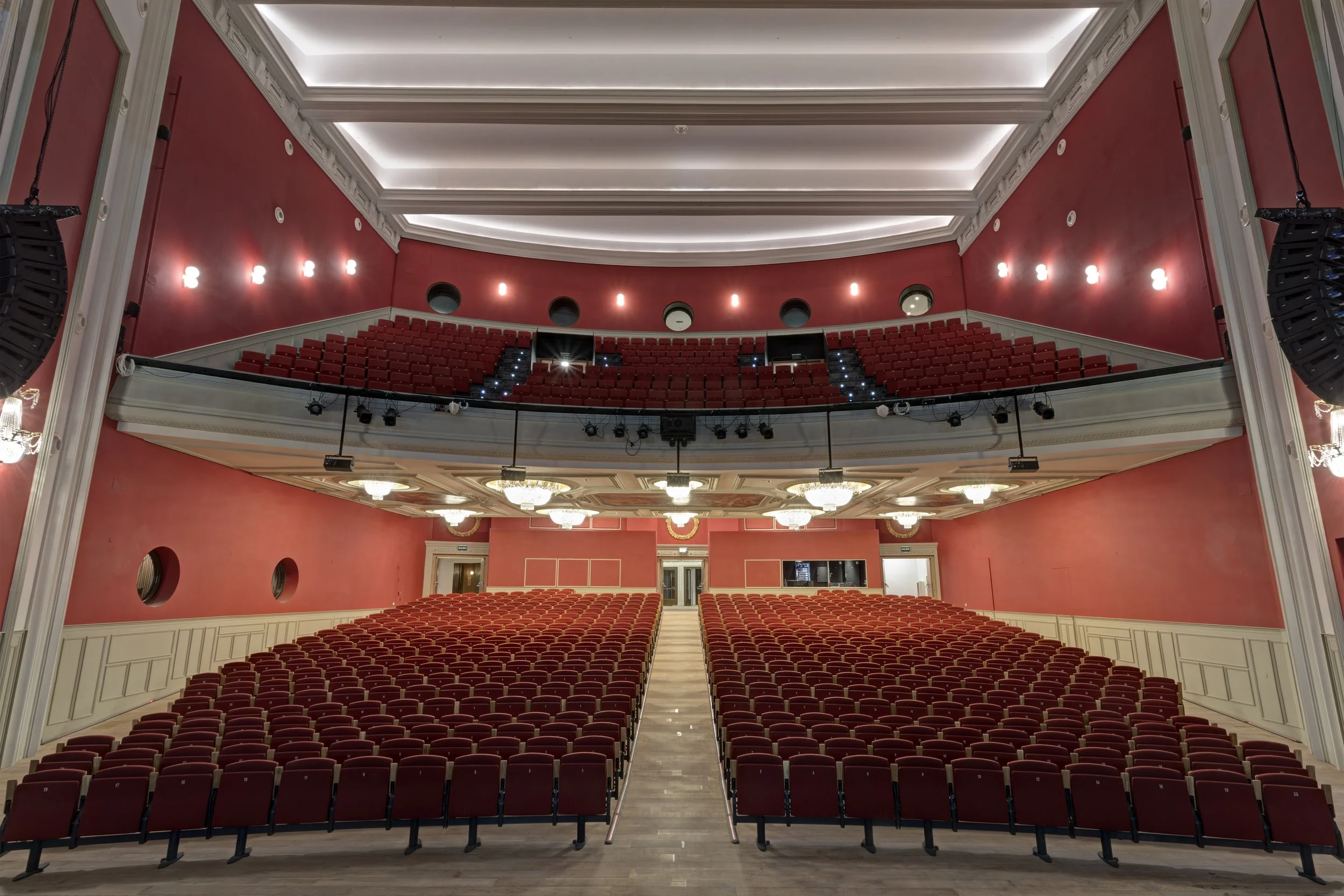 UMusic Madrid - Theatre.jpg