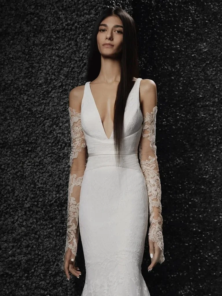 Vera Wang Bride_SUREAU GLOVES.jpeg