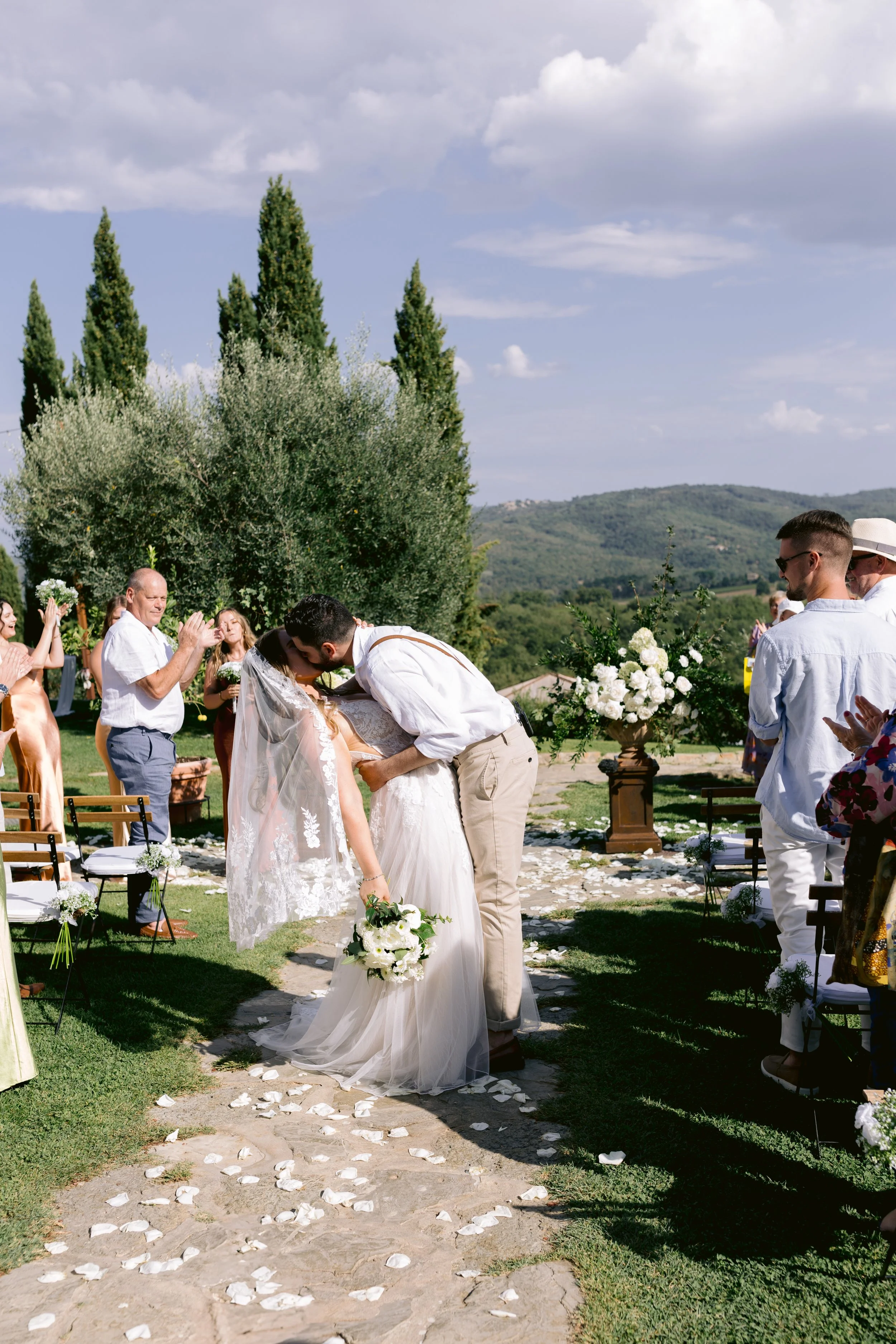 Hannah&SamTuscanyDestinationWedding-14.JPG