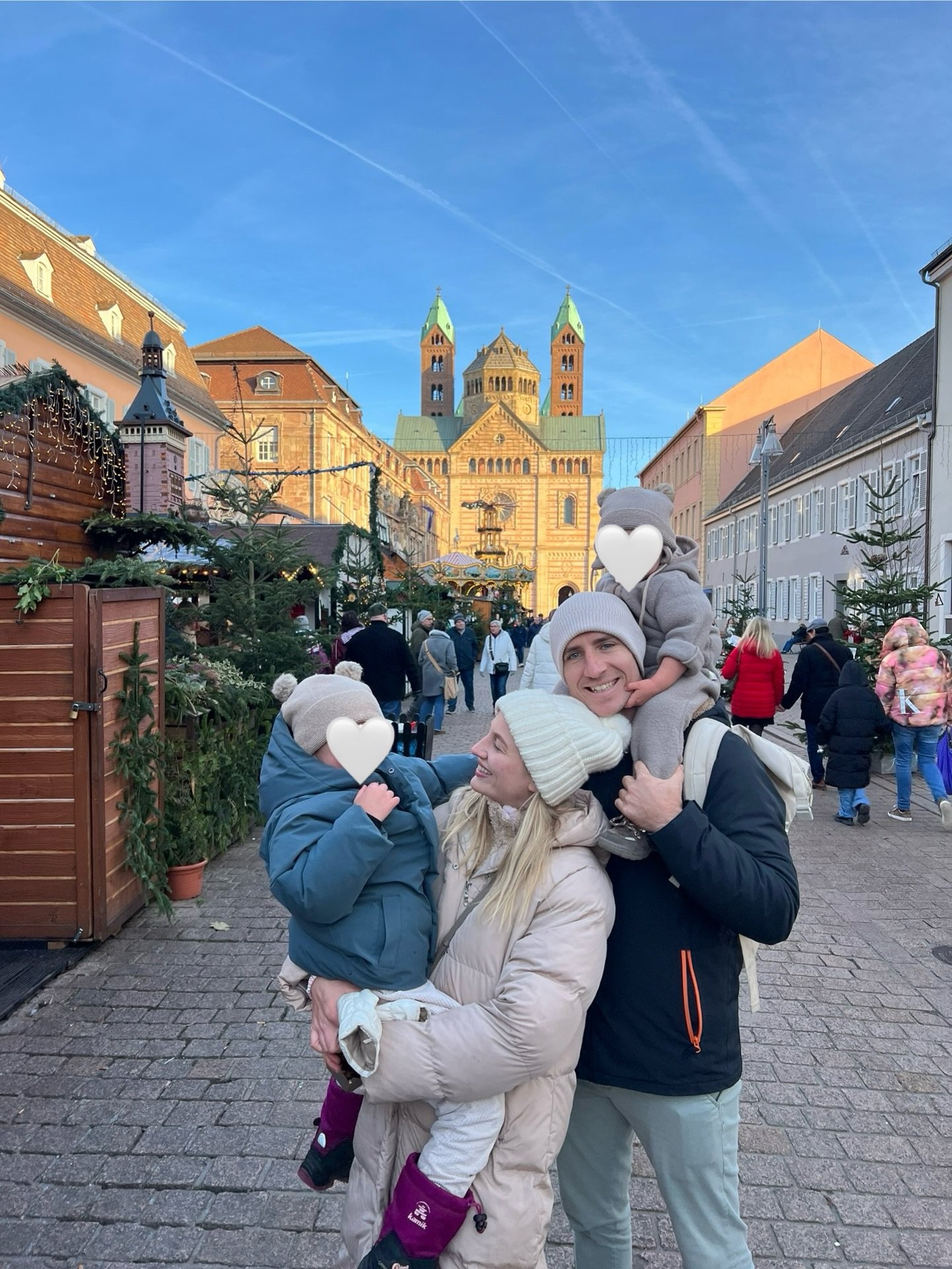 Litte life update 🌿✨

December was unexpectedly calm here &mdash; not by plan, but because we were fully busy enjoying (and organizing) the whole (Pre-)Christmas season 🎄🤍

When we looked back on 2025 and talked about the new year, we realized: we