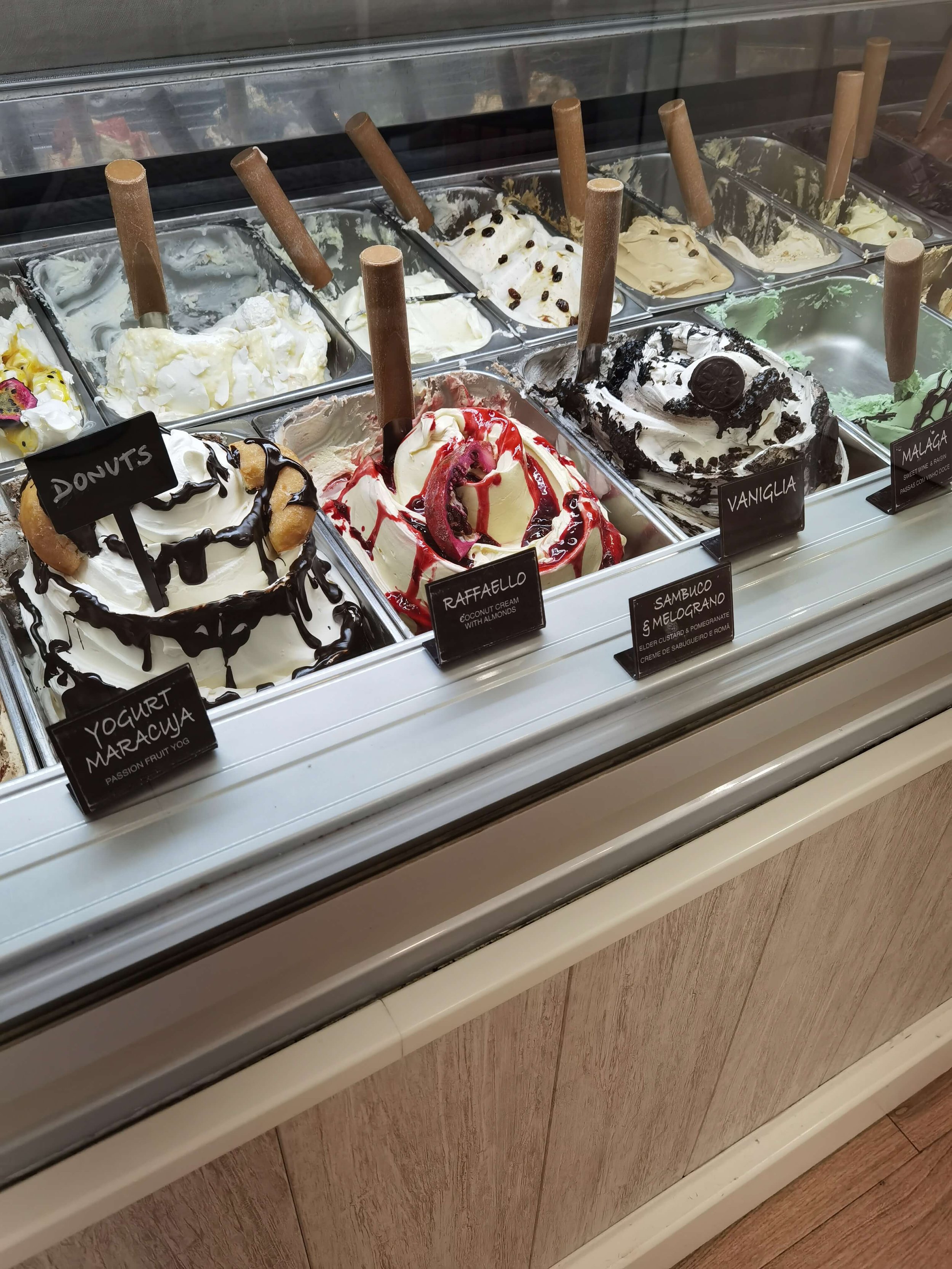 Gelicia Lagos: Ice Cream Shop With Many Vegan Choices