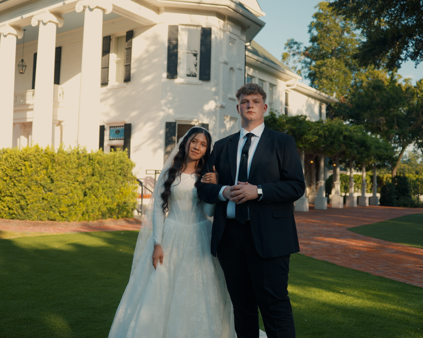 Aliyah & Josiah - Wedding Sneak Peak