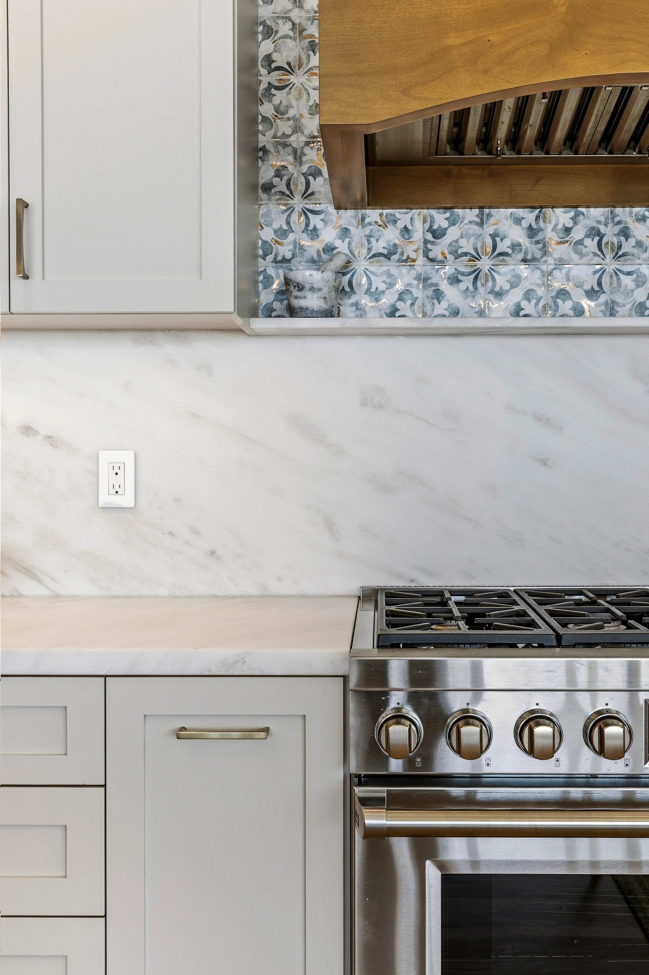 Heather_Point_Kitchen_21.jpg