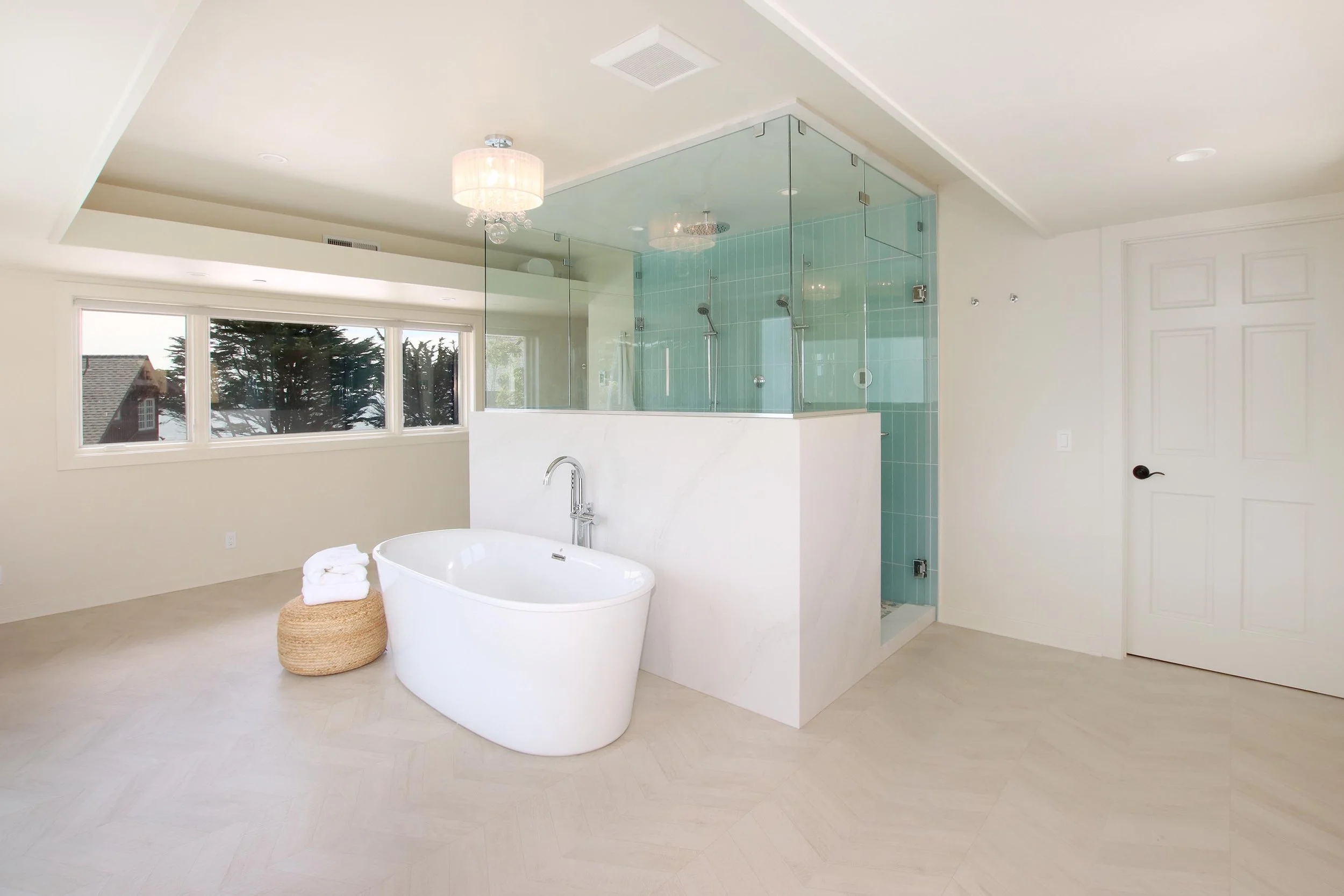 450_heather_point_bathroom24.jpg