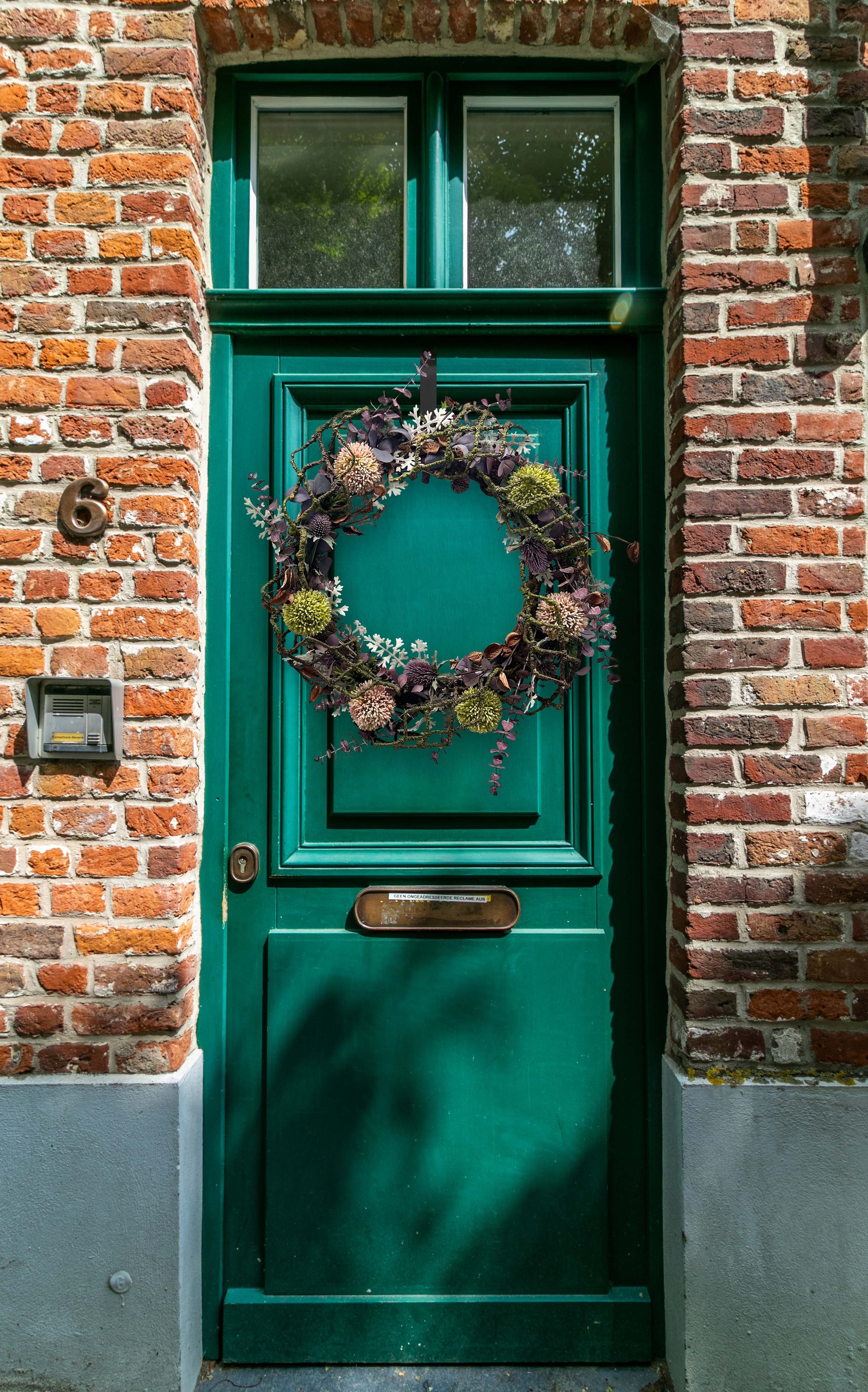 Spring_Wreath_Doorway2.jpg
