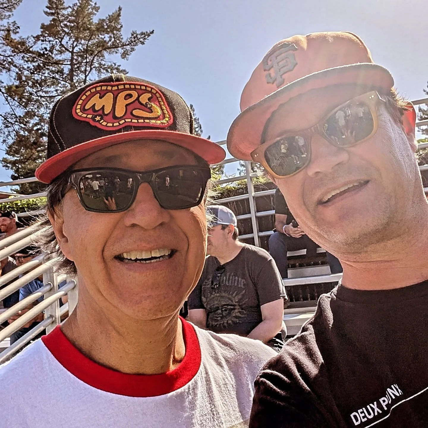 Absolutely stoked to see skate/snow legend @joelgomez1212 (homie gomie) yesterday at @badbadnerves show. DP is 100% modeled after the way he ran Sessions. Make it fun and be nice to people, good things will happen.

 #thankyouskateboarding